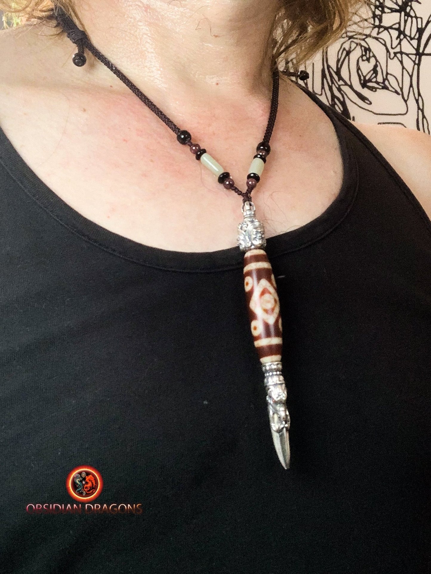 Pendentif Phurba tibétain- DZI à sept yeux