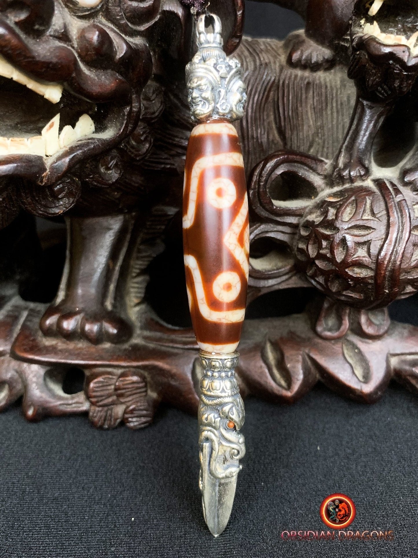 Pendentif Phurba tibétain- DZI à sept yeux