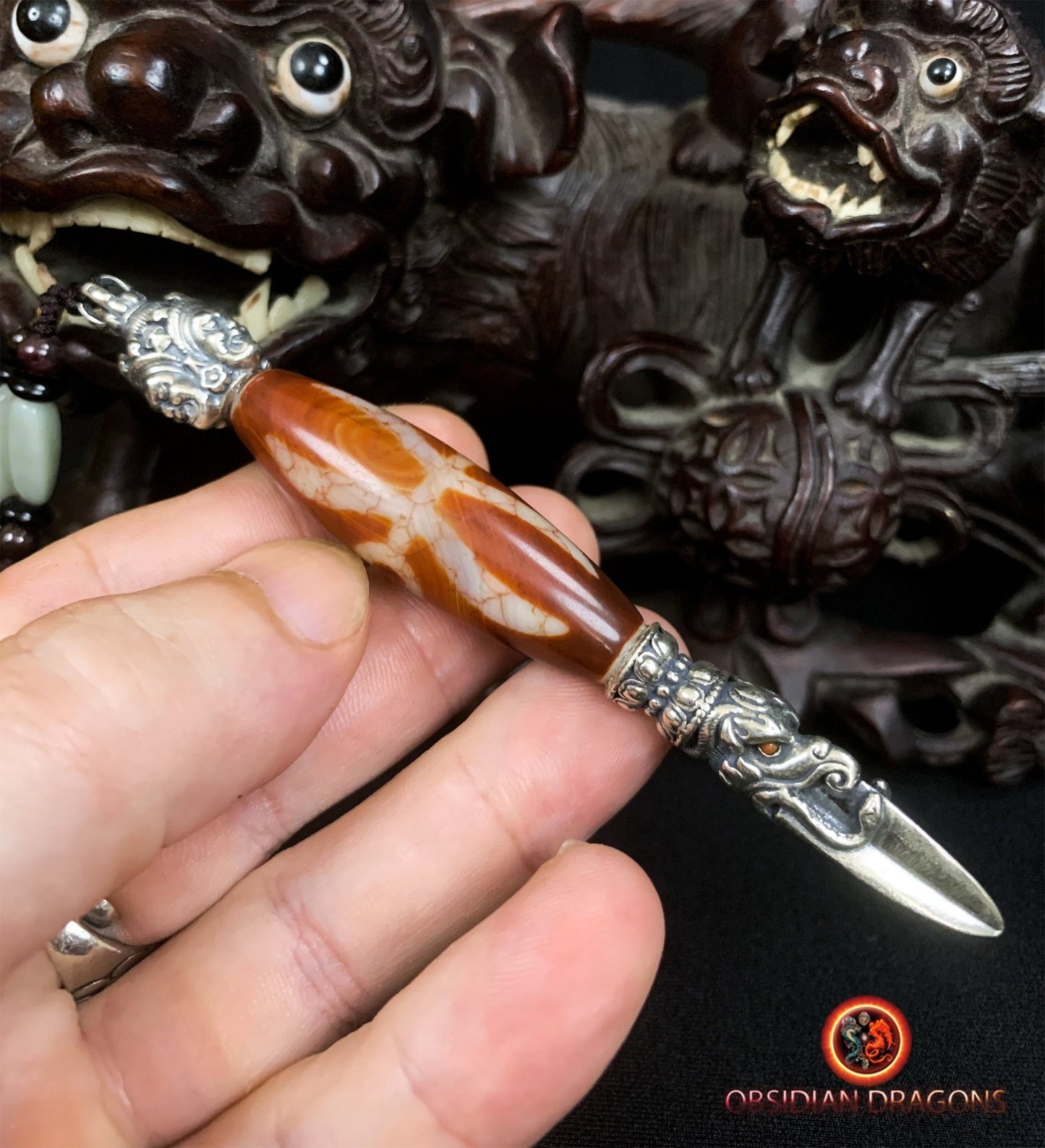 Pendentif Phurba tibétain- DZI du grand homme