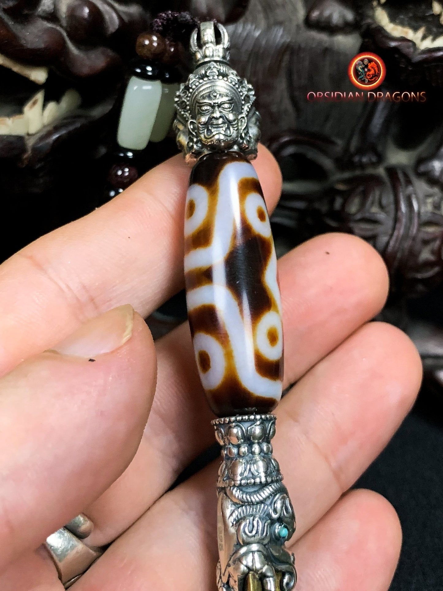 Pendentif Phurba tibétain- DZI à sept yeux