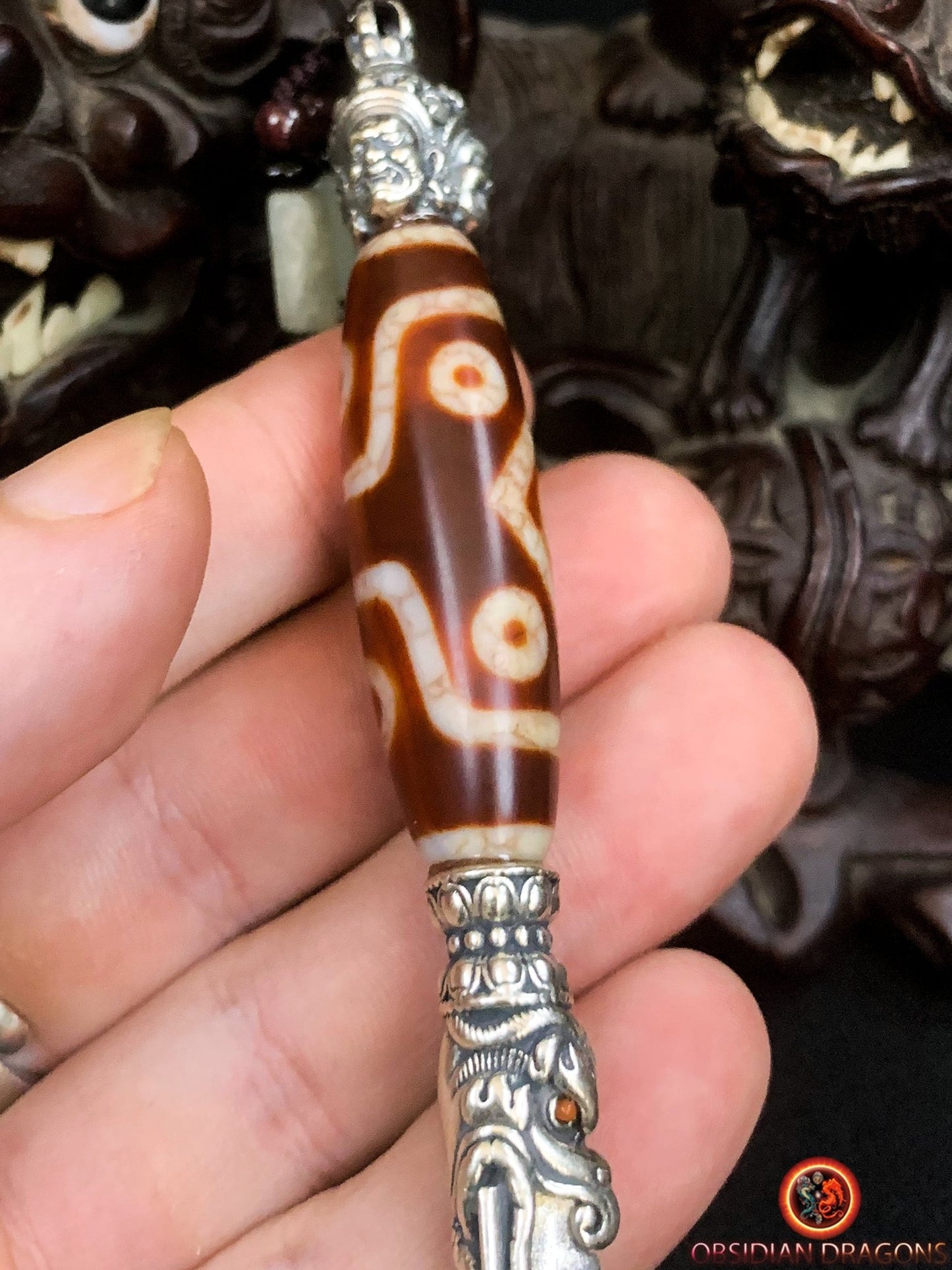 Pendentif Phurba tibétain- DZI à sept yeux