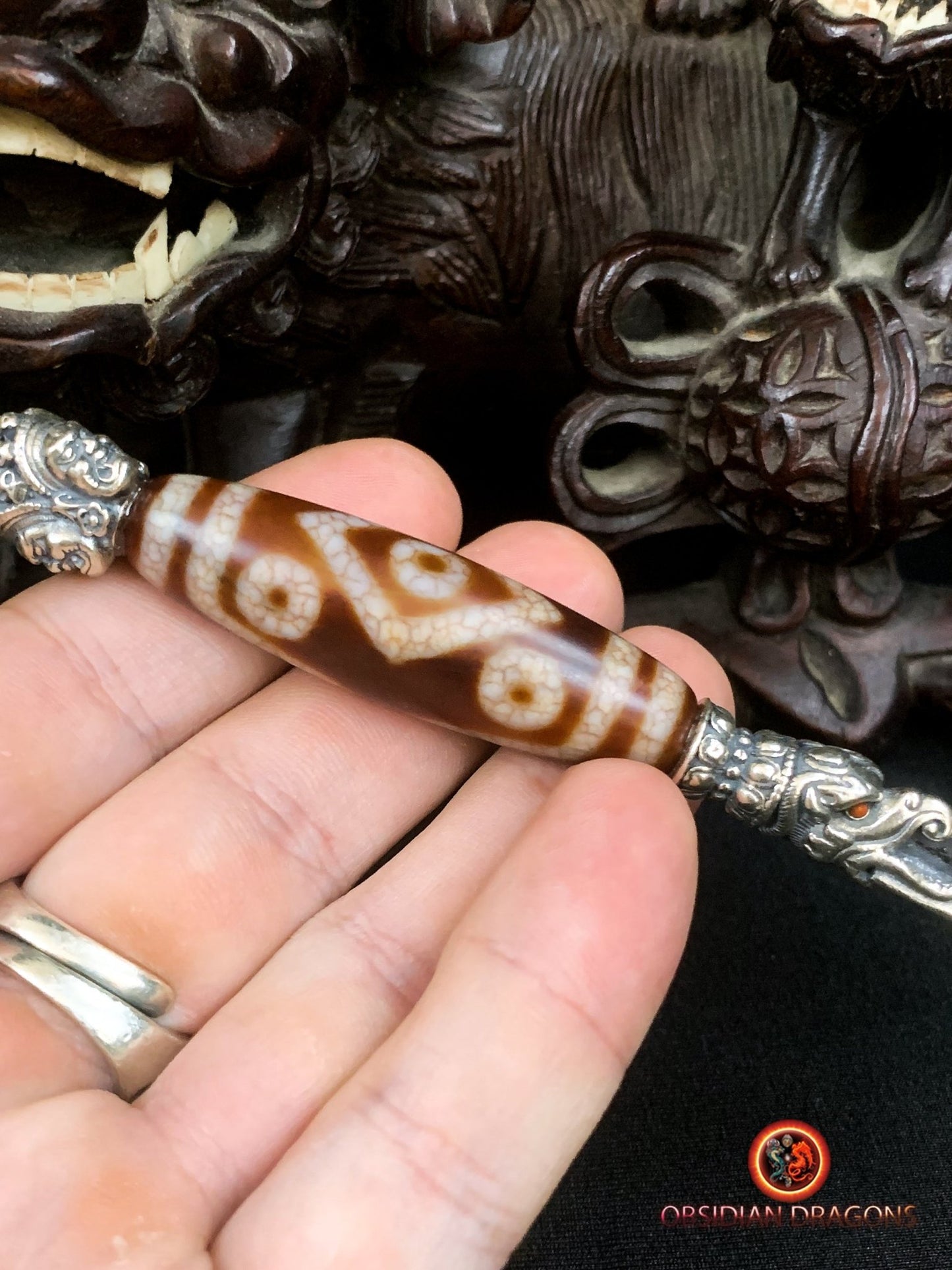 Pendentif Phurba tibétain- DZI à sept yeux