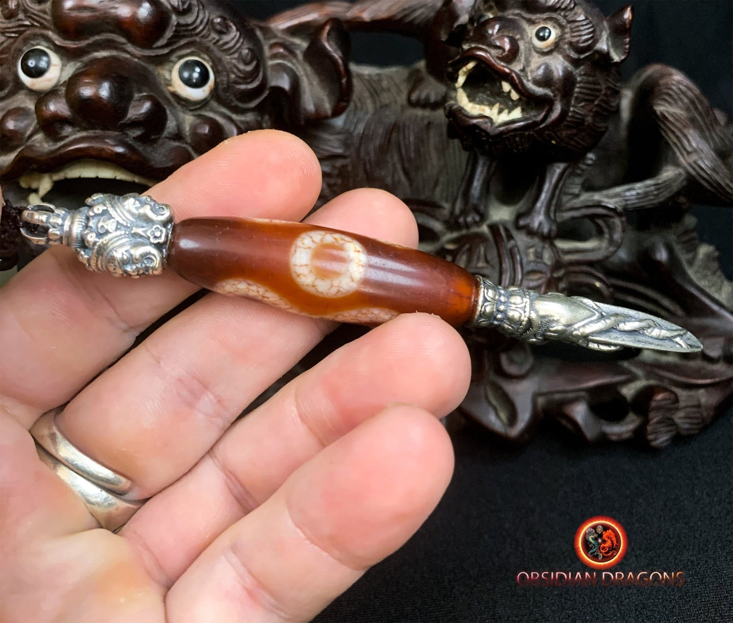 Pendentif Phurba tibétain- DZI à deux yeux