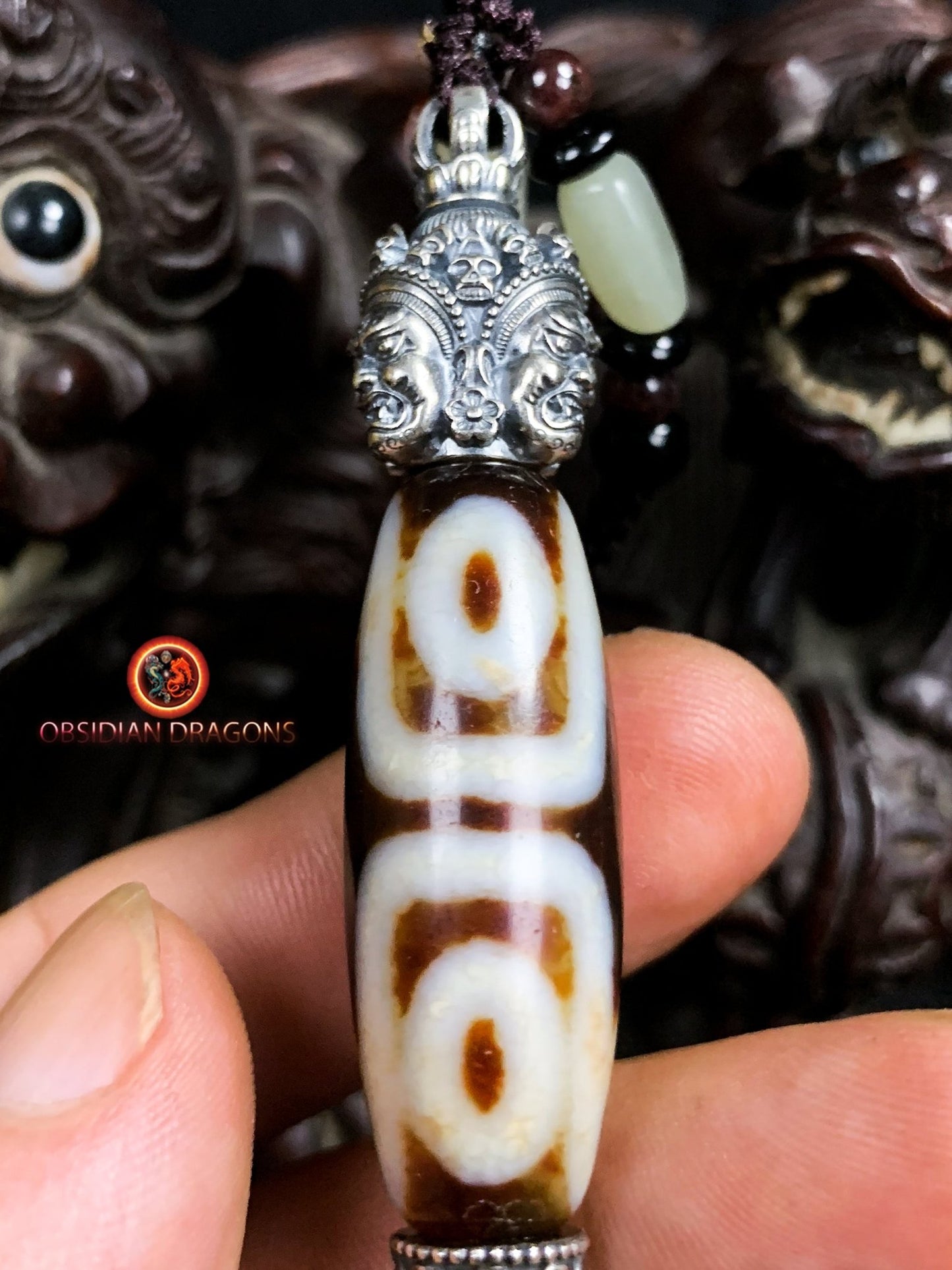 Pendentif Phurba tibétain- DZI à sept yeux