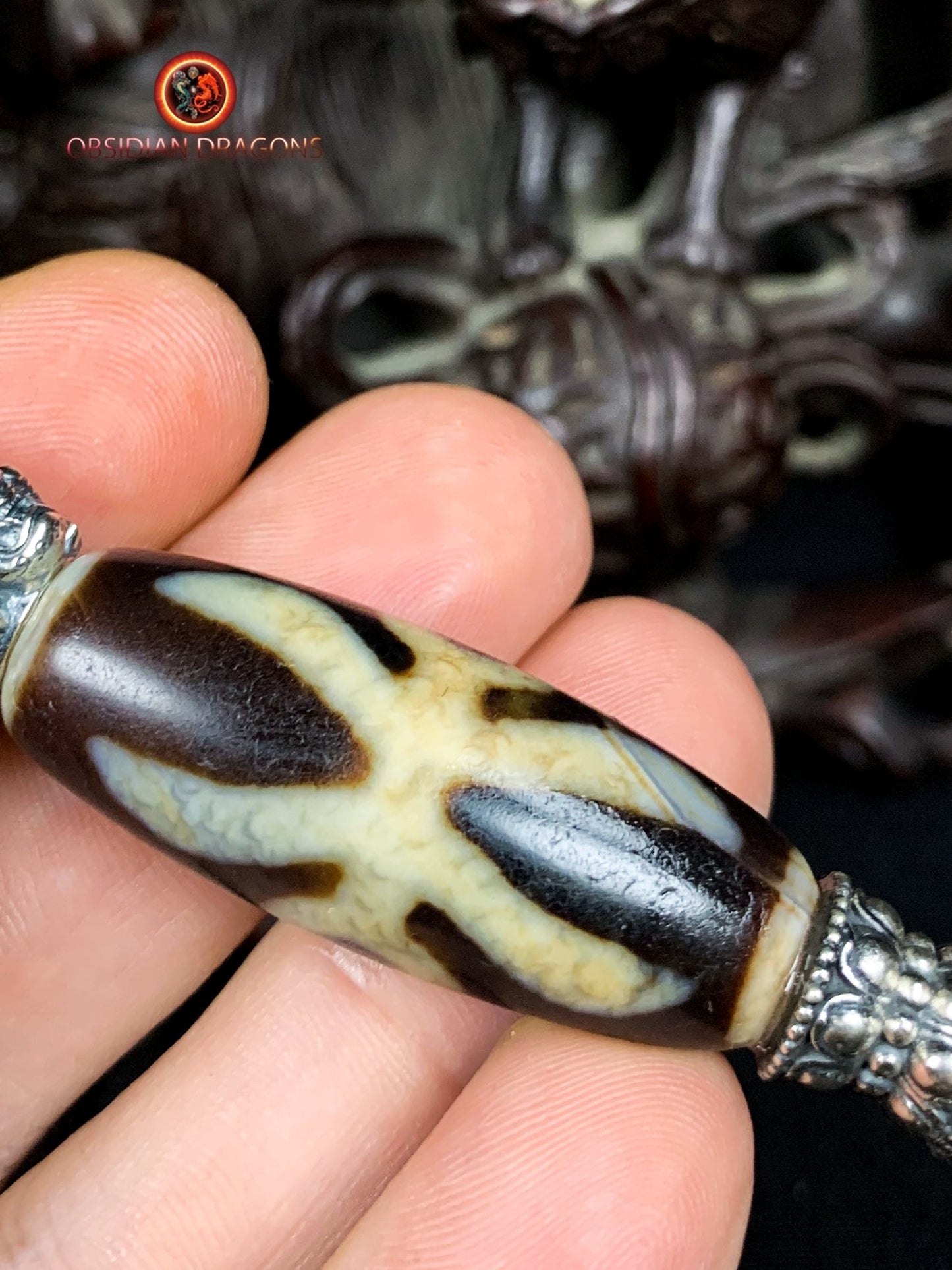 Pendentif Phurba tibétain- DZI du grand homme