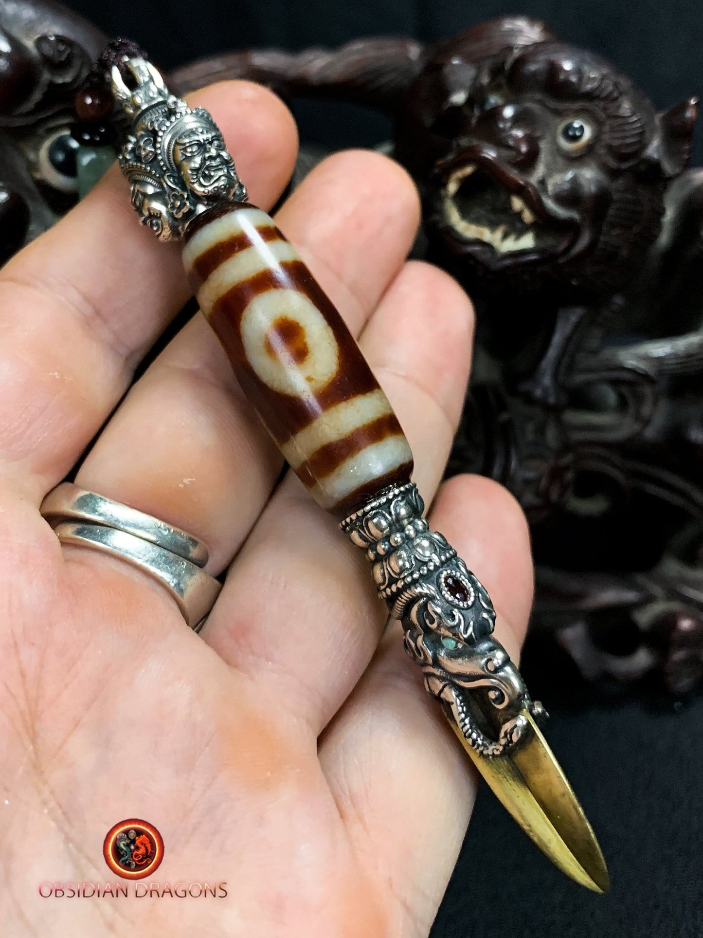 Pendentif Phurba tibétain- DZI à trois yeux