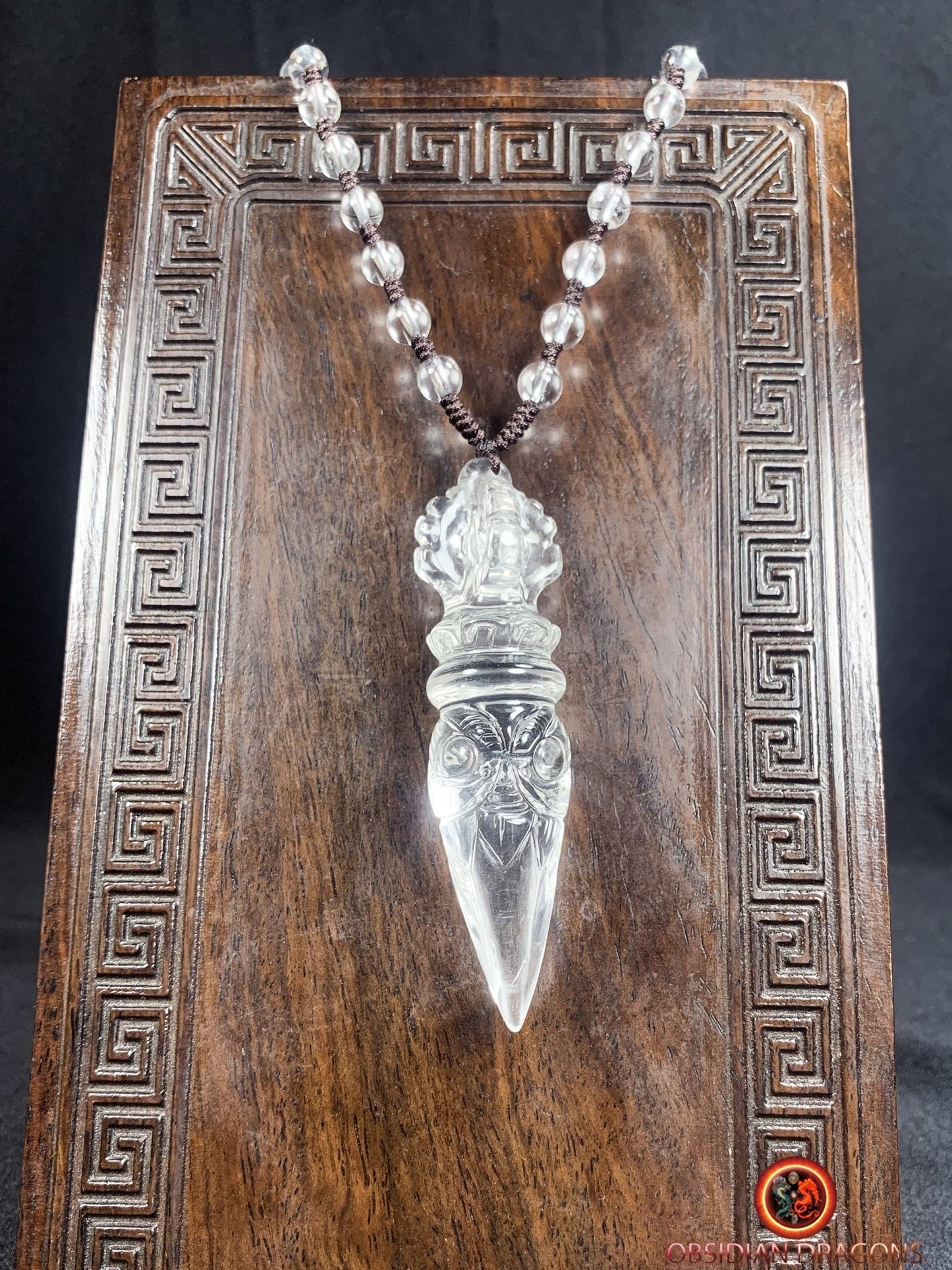 Pendentif phurba en cristal de roche