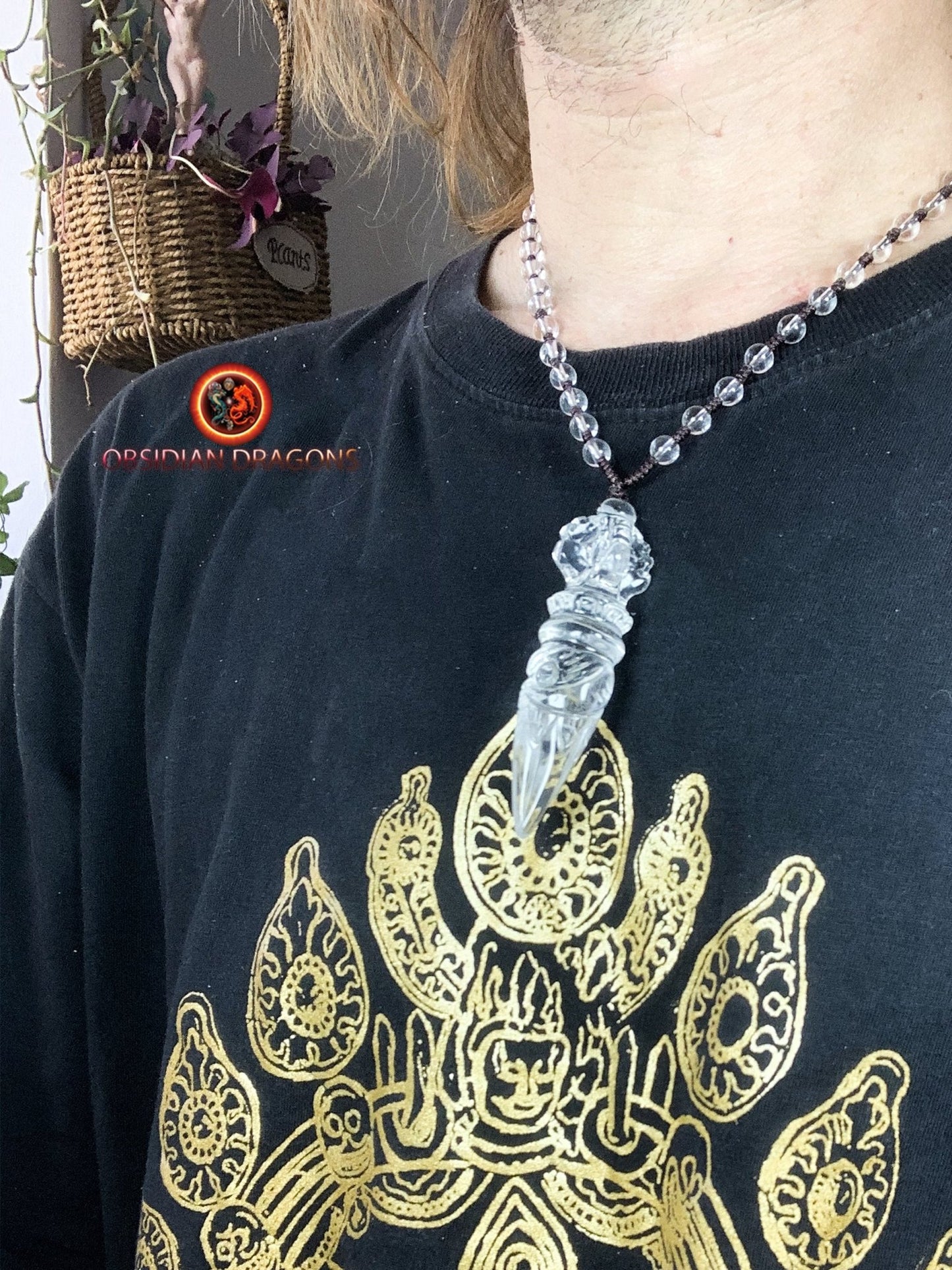 Pendentif phurba en cristal de roche