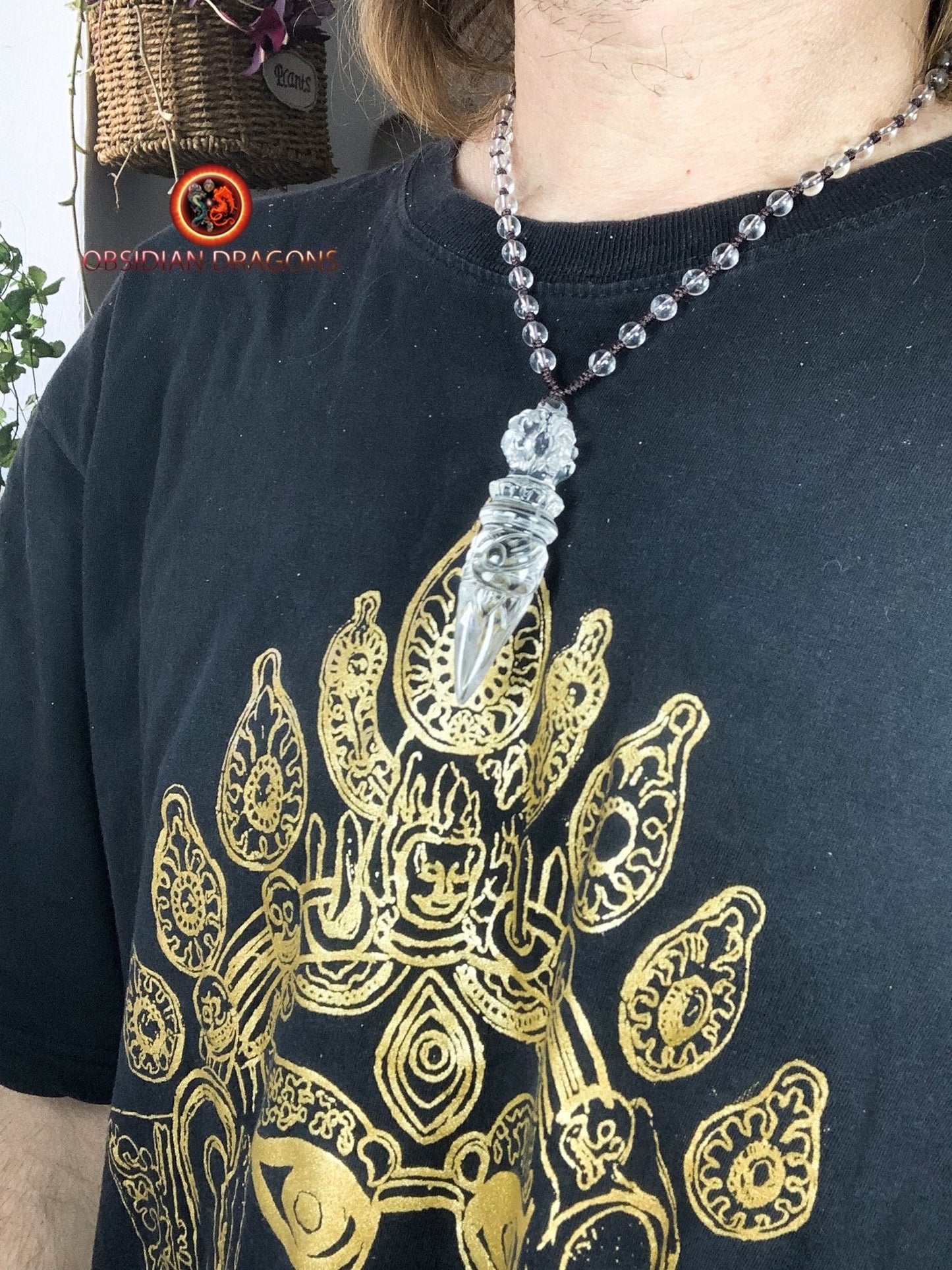 Pendentif phurba en cristal de roche