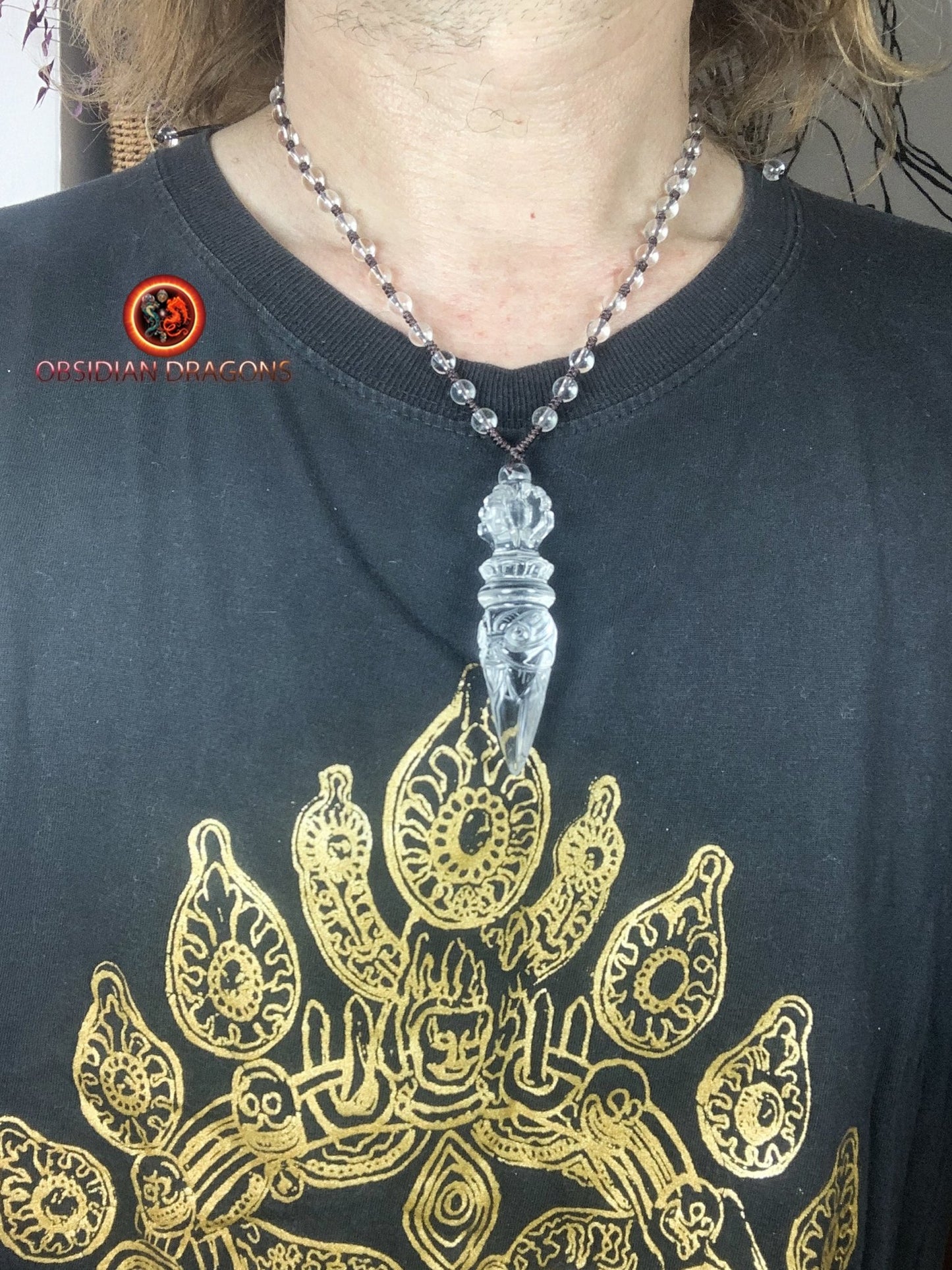 Pendentif phurba en cristal de roche