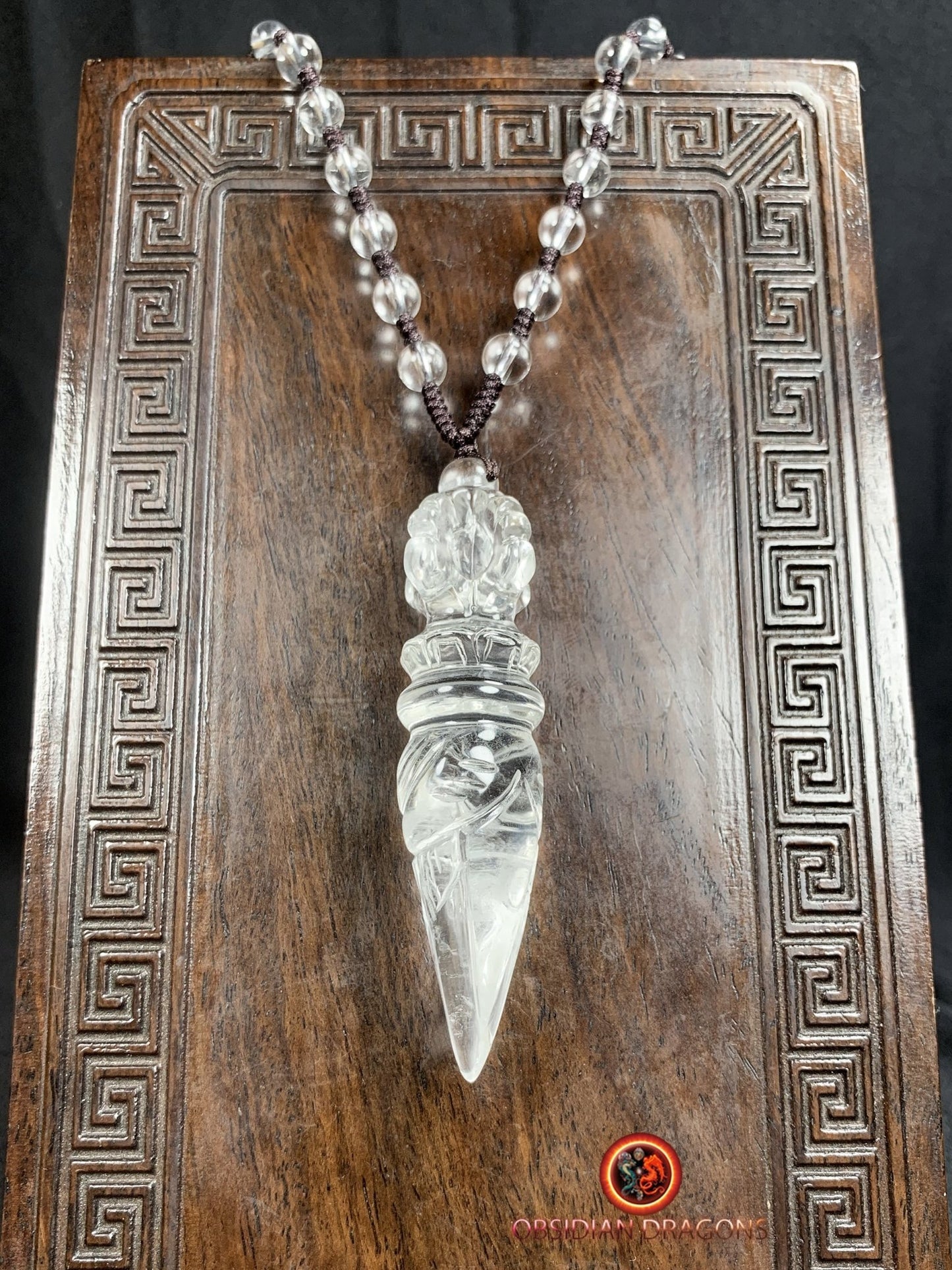 Pendentif phurba en cristal de roche