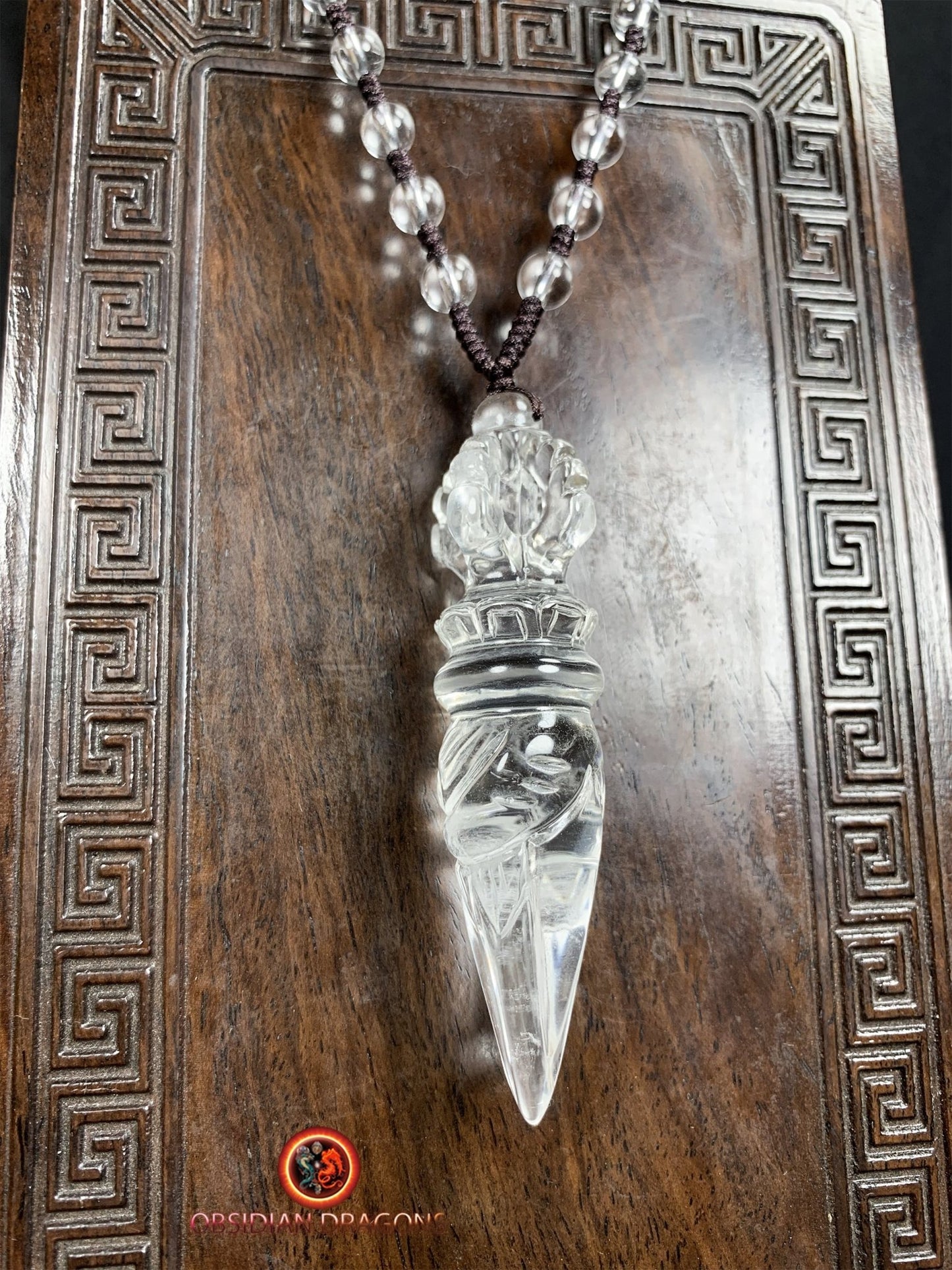 Pendentif phurba en cristal de roche