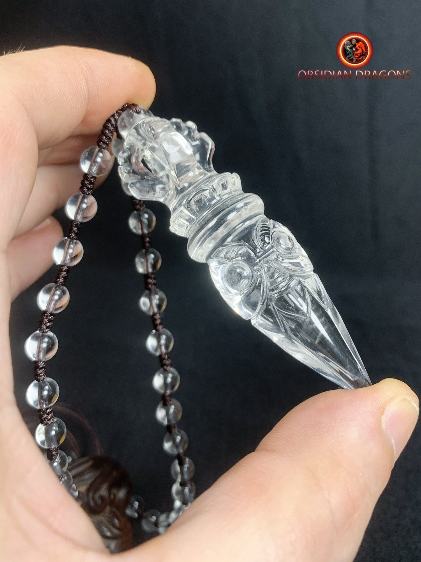 Pendentif phurba en cristal de roche