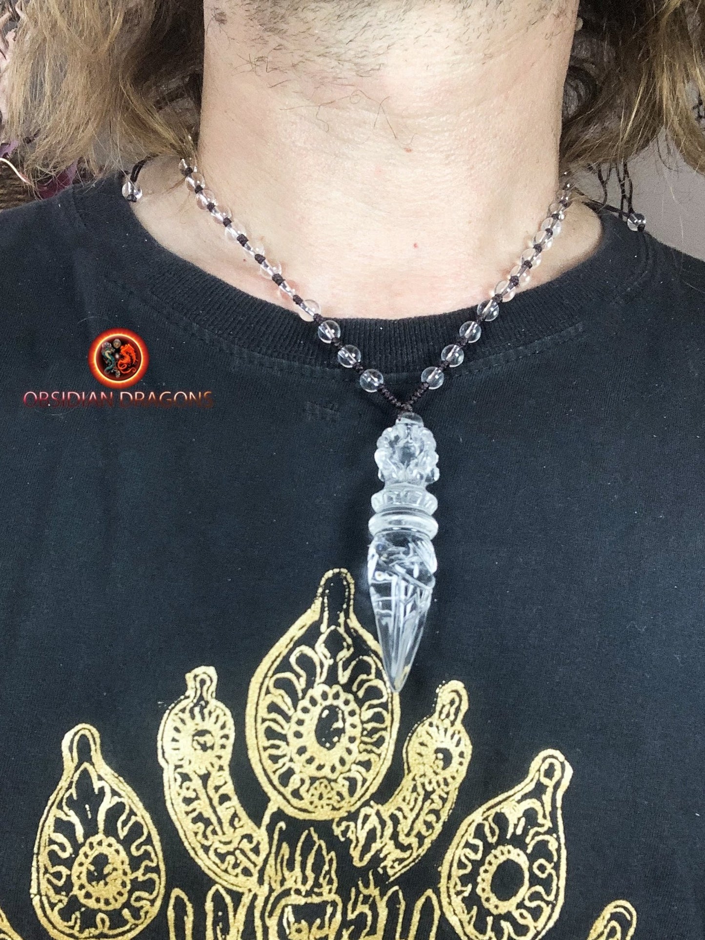 Pendentif phurba en cristal de roche
