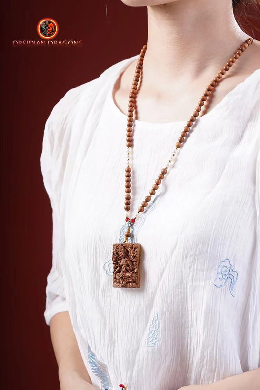 collier tibétain- Tara verte- Santal rare de qualité