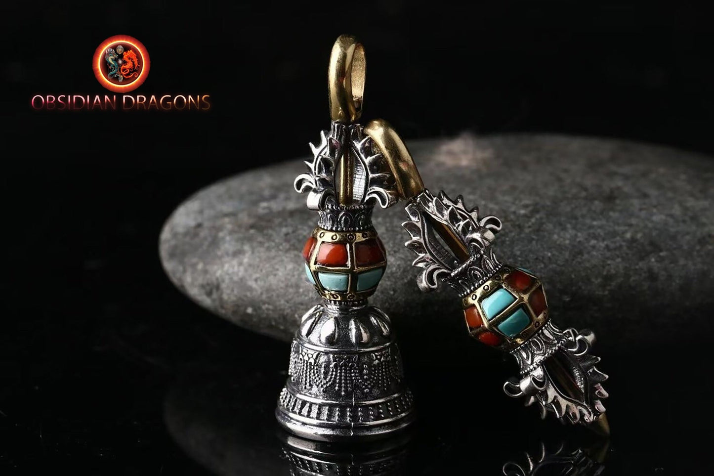pendentifs de protection bouddhiste vajra et/ou cloche. Amulettes vajrayana tibétaines. - obsidian dragon