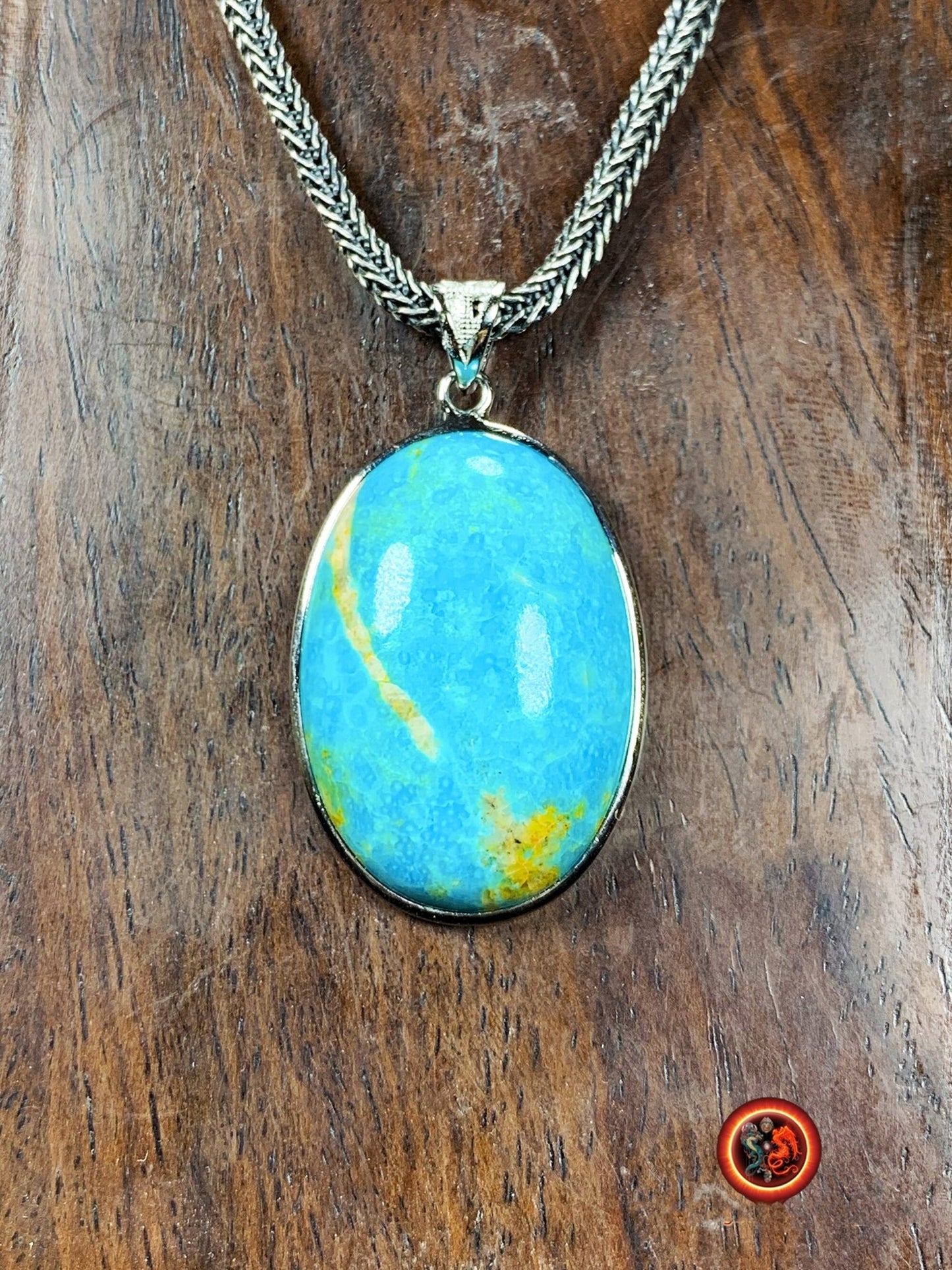 Turquoise. Pendentif turquoise. Turquoise royston, Turquoise américaine du Nevada. turquoise naturelle expertisée. Sertie en argent 925. - obsidian dragon