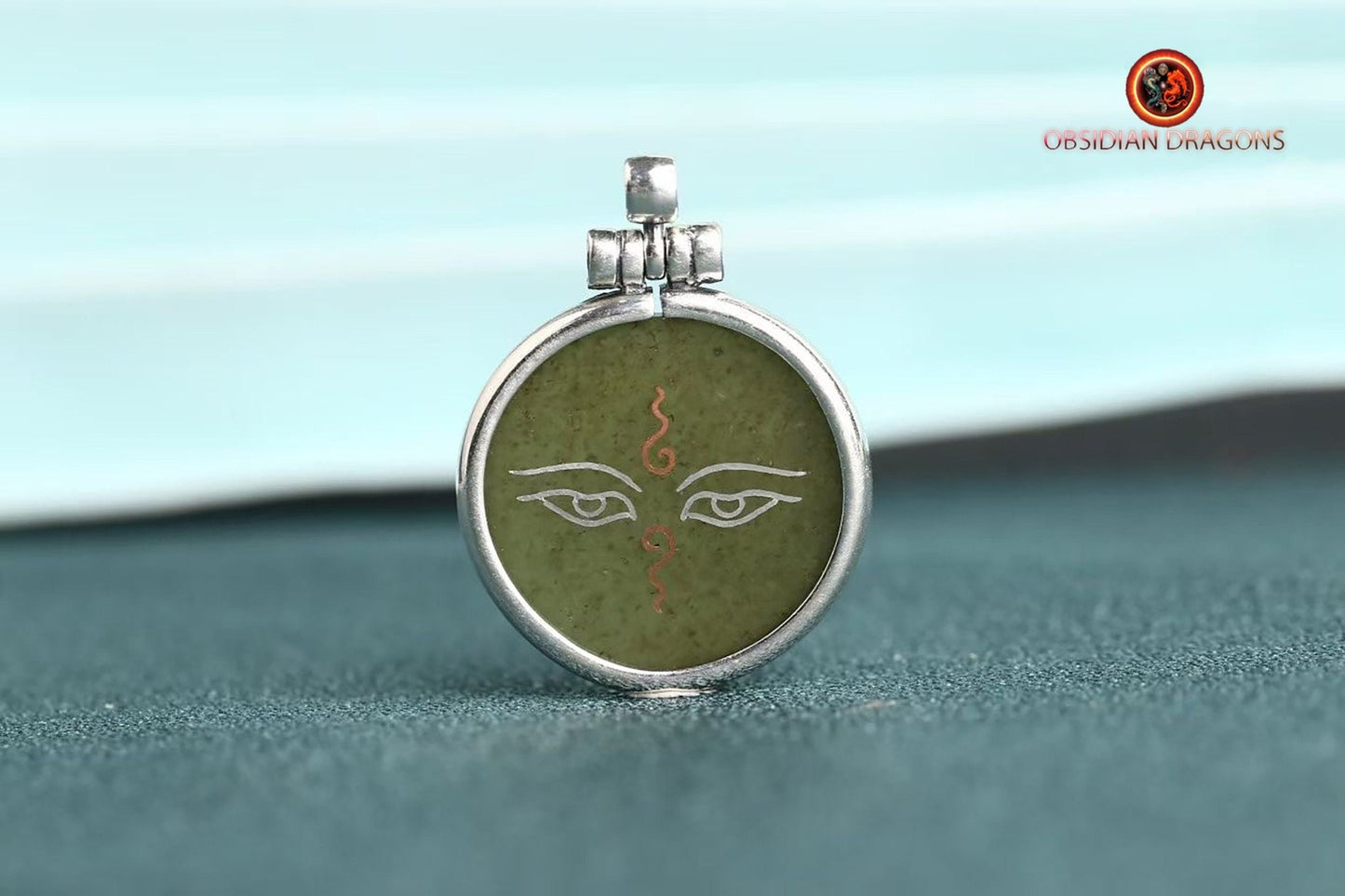 Pendentif yeux de bouddha- Swayambhunath- Jade et argent