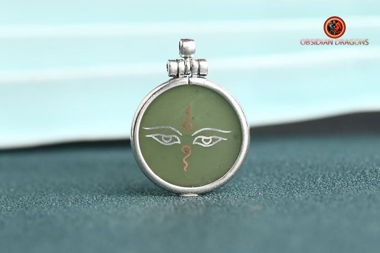 Pendentif yeux de bouddha- Swayambhunath- Jade et argent