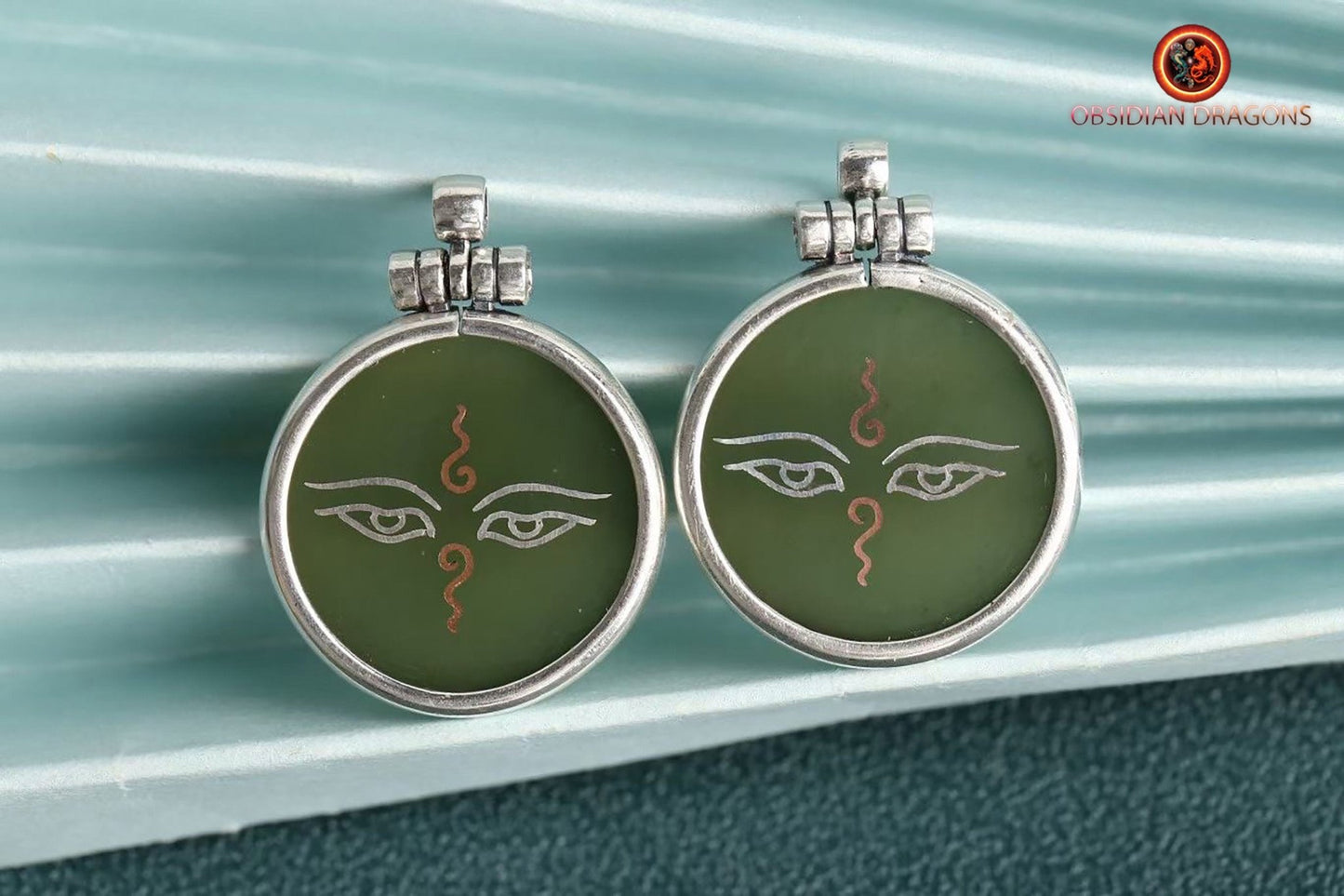 Pendentif yeux de bouddha- Swayambhunath- Jade et argent