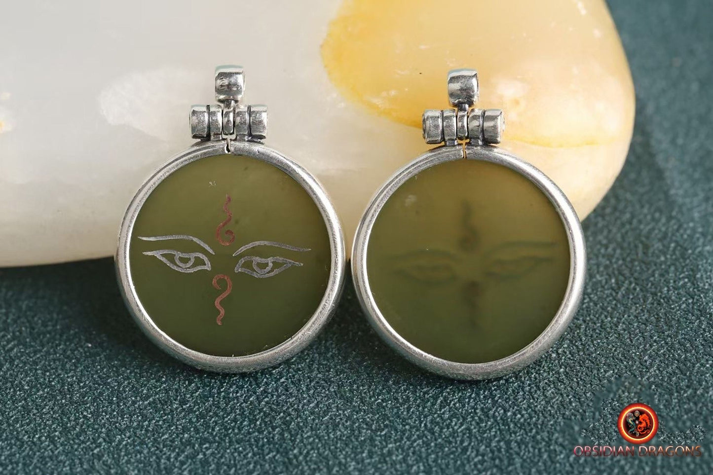 Pendentif yeux de bouddha- Swayambhunath- Jade et argent