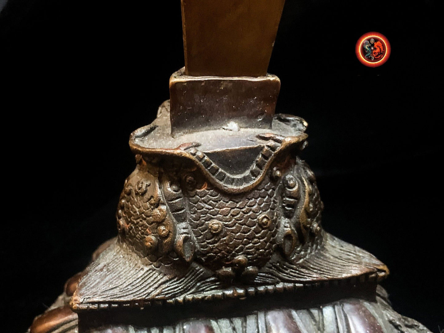 Grand Phurba bouddhiste vajrayana tibetain. Bronze. Dague rituelle - obsidian dragon