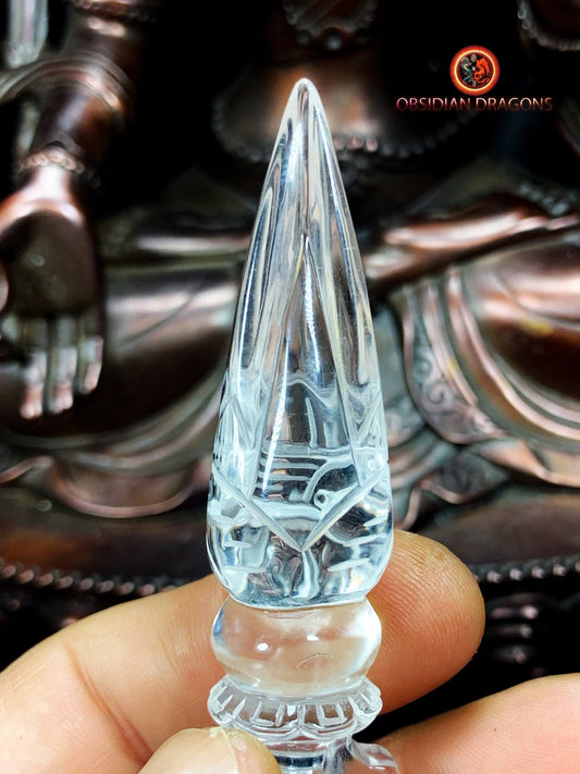 Phurba en cristal de roche naturel