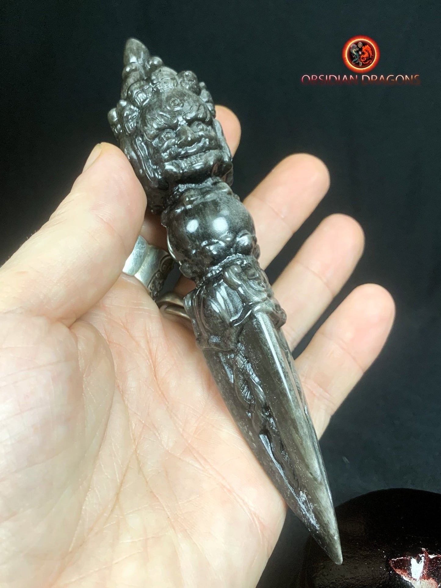 phurba en obsidienne argentée- chasser les démons