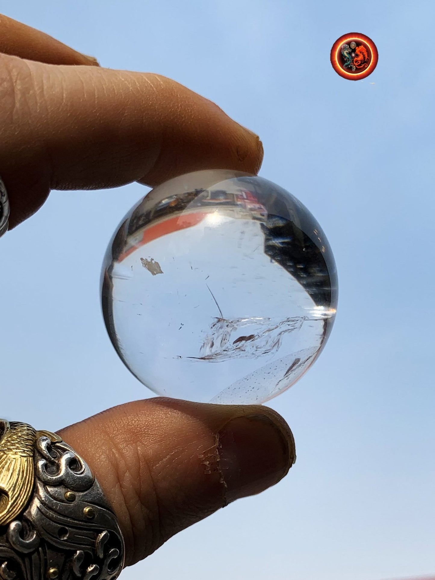 Sphère, boule de cristal. Cristal de Roche du Bresil, qualité excellente. Beaux givres en inclusions. Cristal de roche naturel. 0,080kg - obsidian dragon