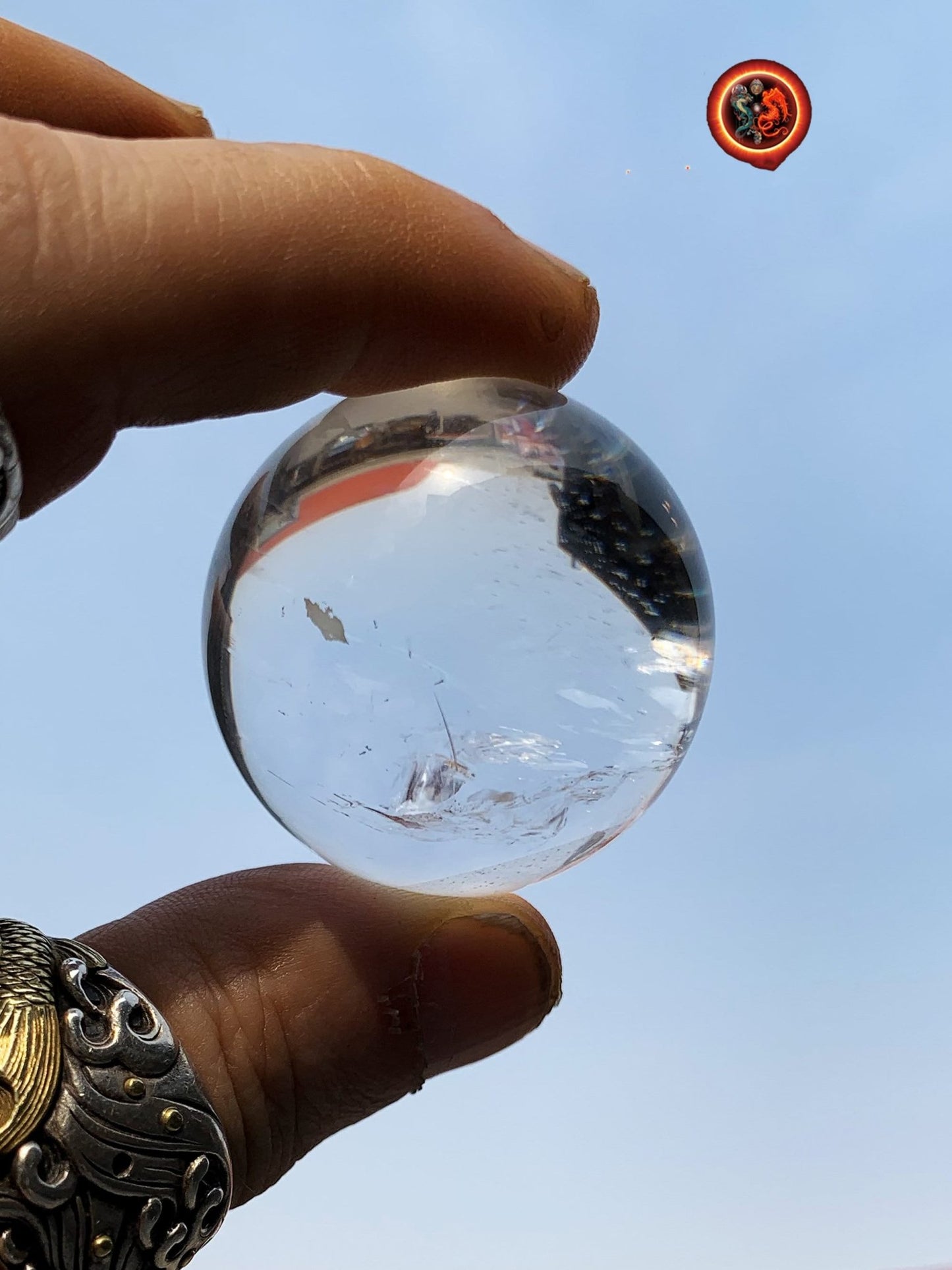 Sphère, boule de cristal. Cristal de Roche du Bresil, qualité excellente. Beaux givres en inclusions. Cristal de roche naturel. 0,080kg - obsidian dragon