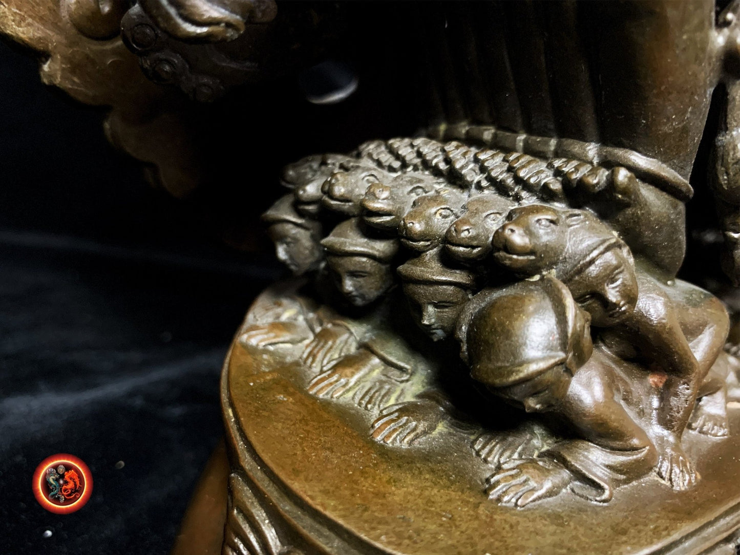 statuette bouddhiste,Statue Yidam Yamantaka, bouddhisme vajrayana ésotérique, tantrique en yab yum avec sa parèdre Vétali. - obsidian dragon