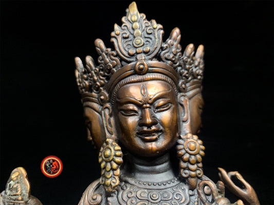 Statuette bouddhiste Ushnishavijaya en bronze- longévité et guérison