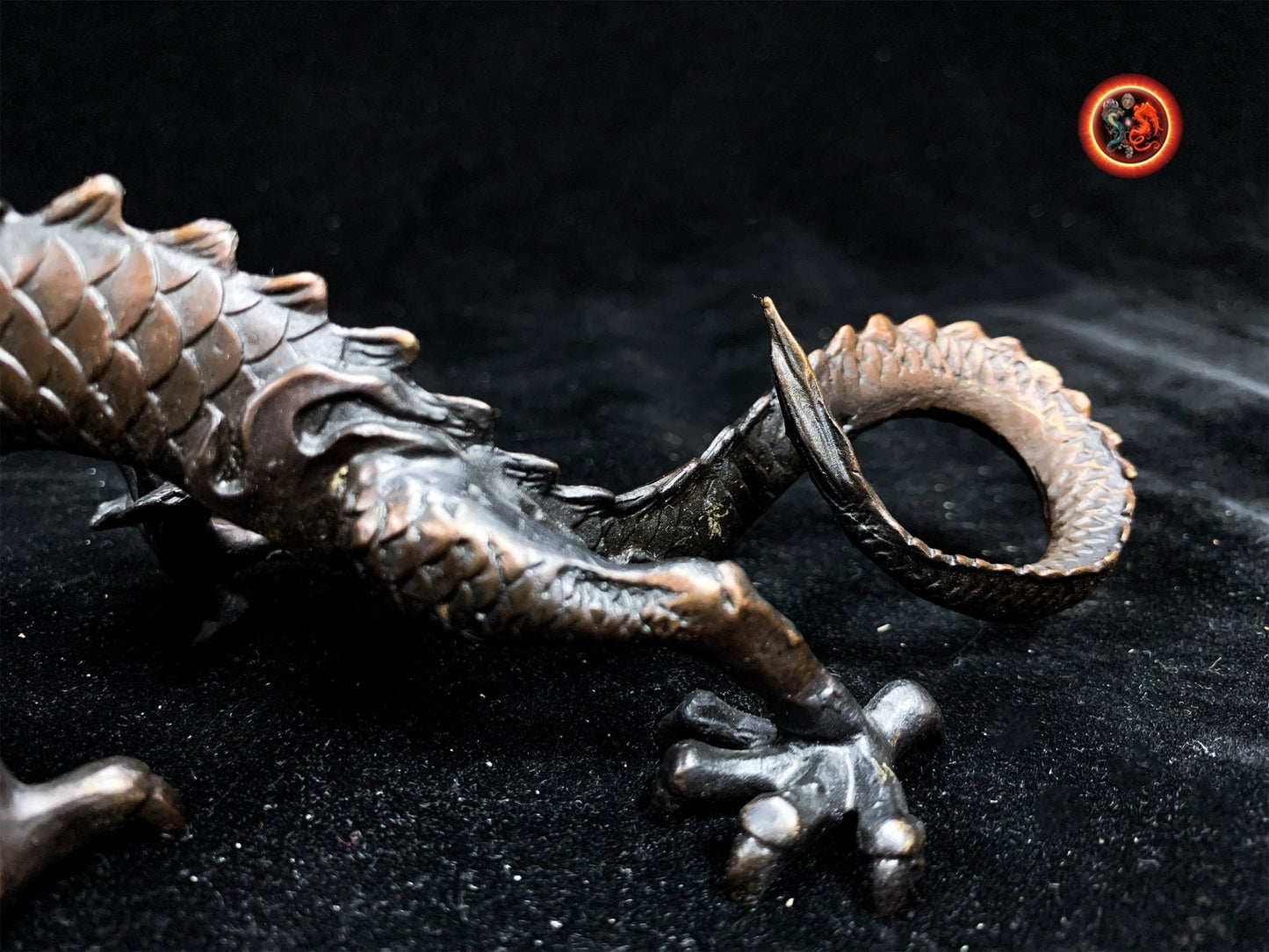Statuette dragon en bronze- Protection Feng shui | obsidian dragons