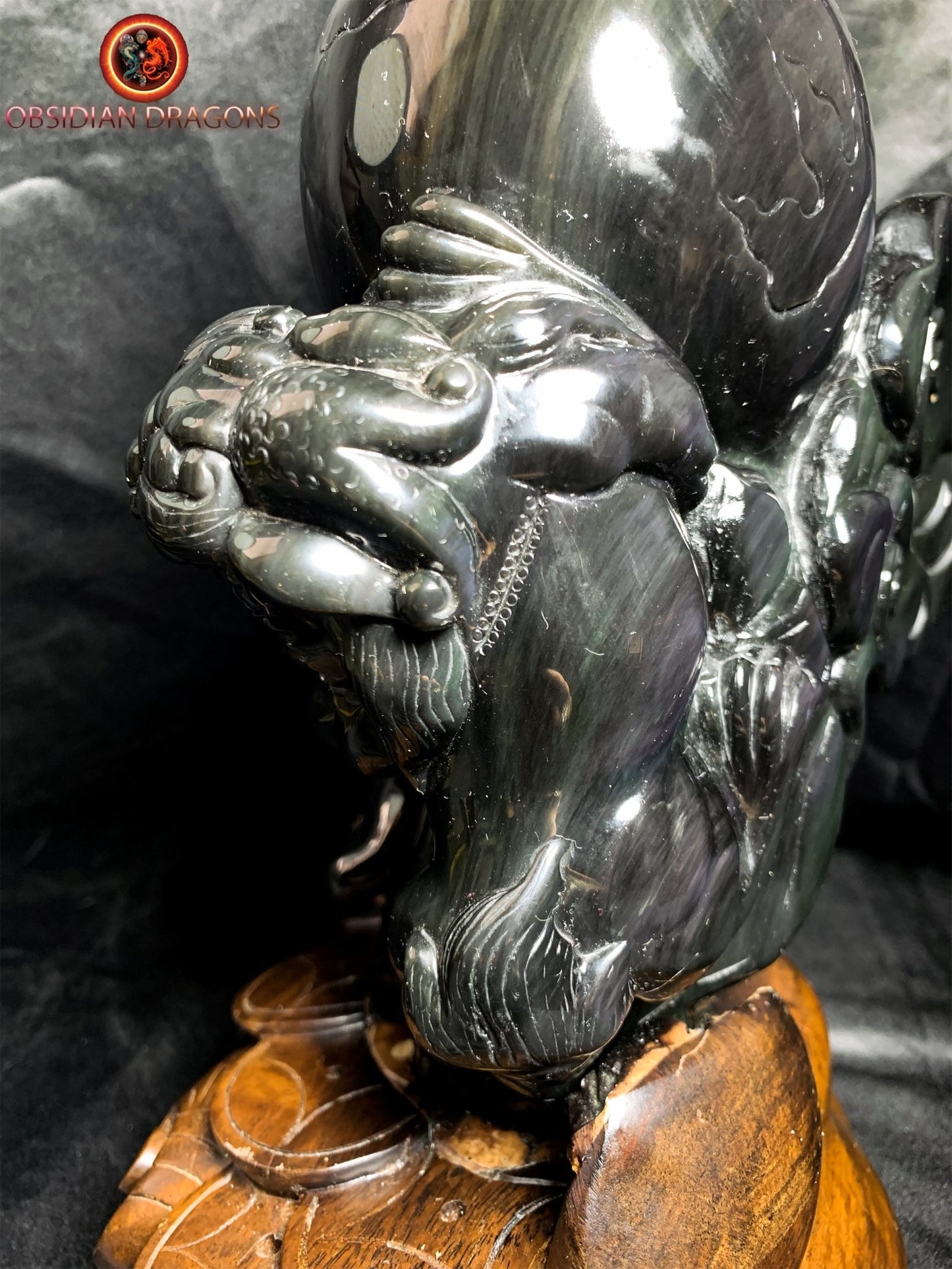 magnifique statue en obsidienne oeil celeste entièrement faite a la main. Couple de Pixiu, protecteurs feng shui. support en palissandre. - obsidian dragon