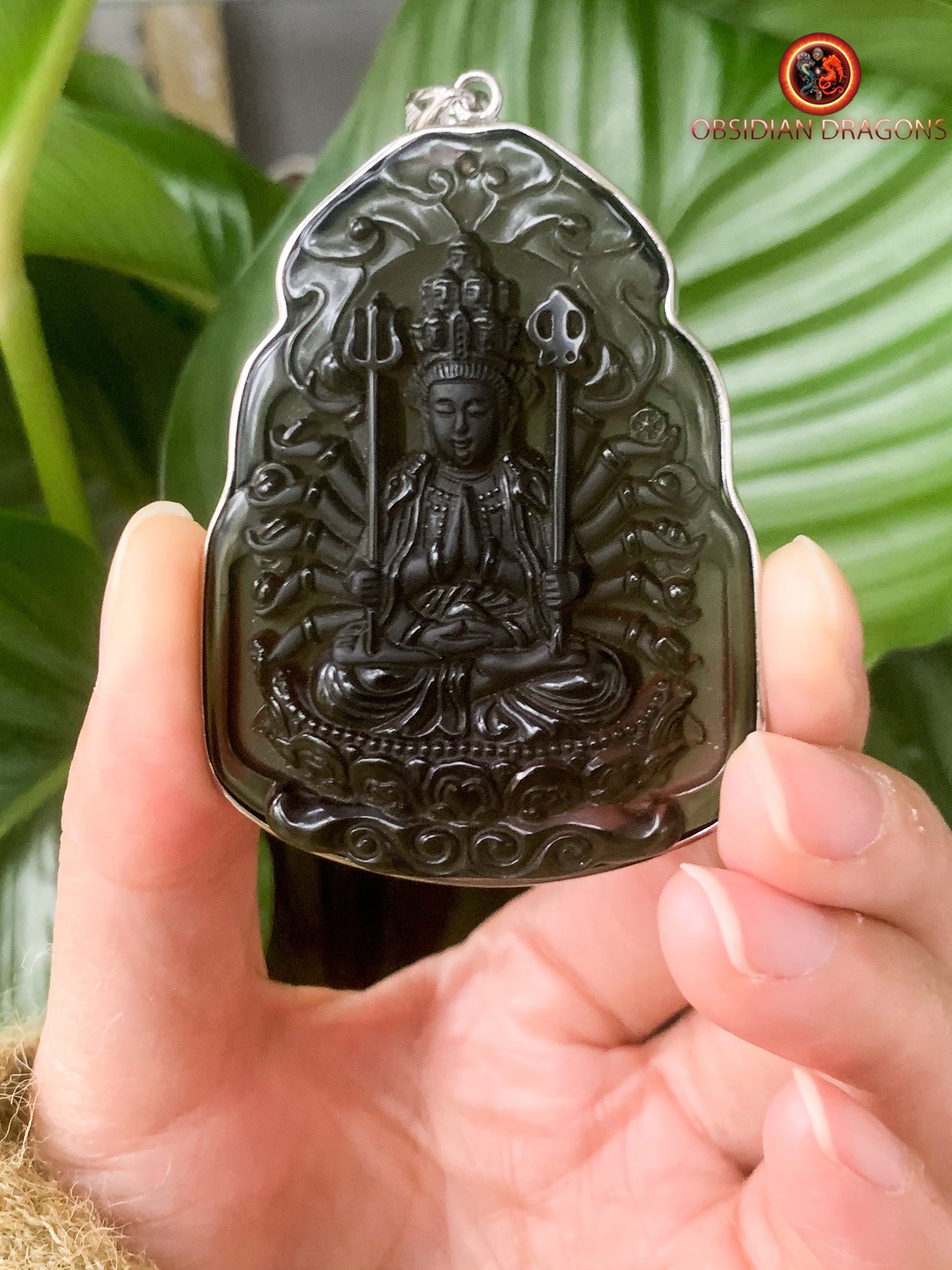 Amulettes Bouddhistes : Talismans de Sagesse
