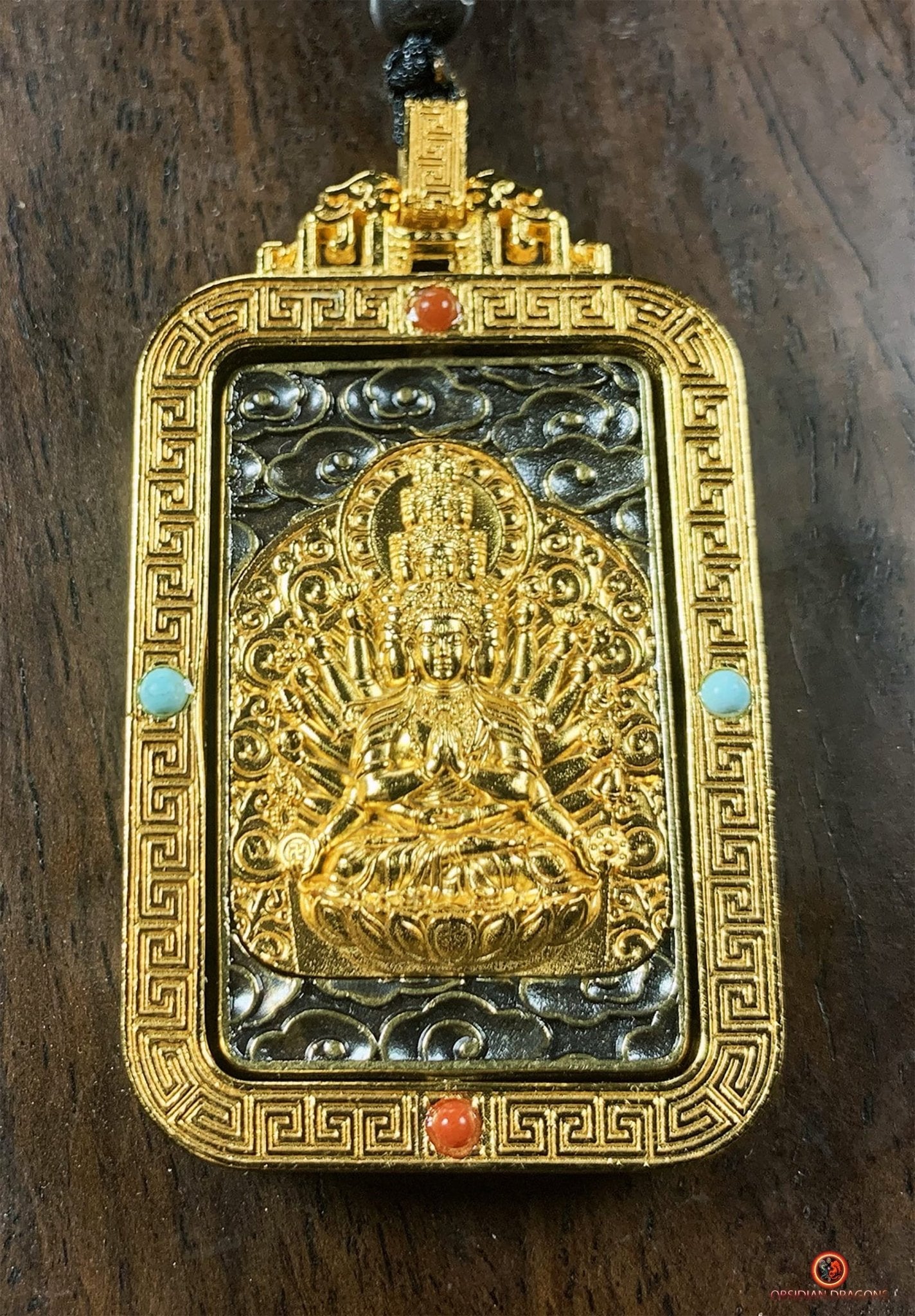 Amulette Bouddhiste de Chenrezig - Mantra Om Mani Padme Hum | obsidian dragons