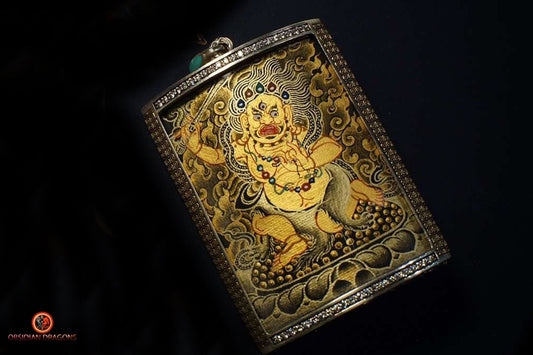Amulette Tibétaine Acala- Tangka Or Noir et Diamant | obsidian dragons