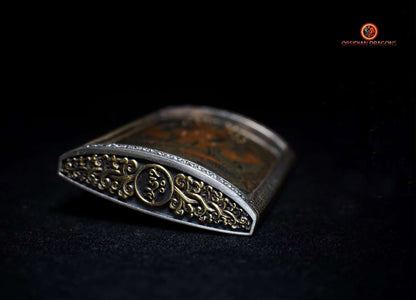 Amulette Tibétaine Akashagarbha- Tangka- Or Noir et Diamant | obsidian dragons