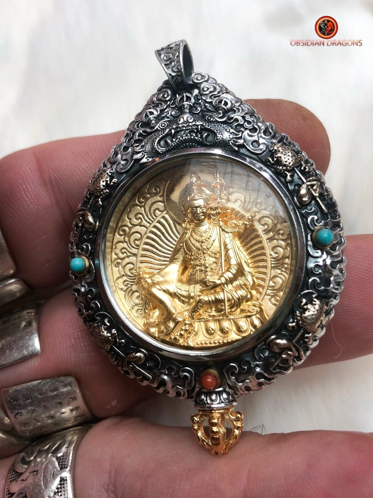 Amulette de Guru Rinpoche - Protection du Bagua Luo Pan | obsidian dragons