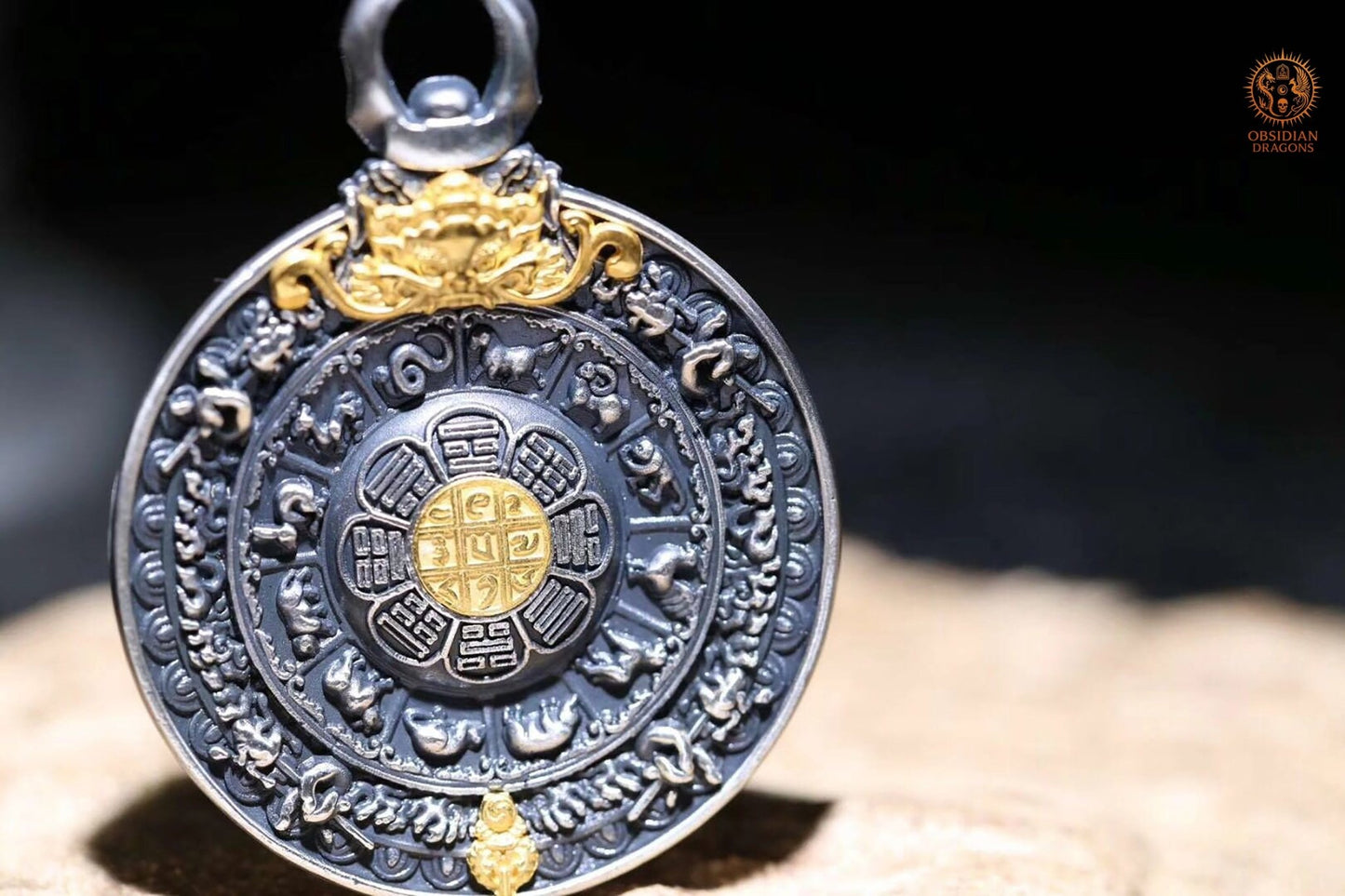 Amulette de Protection Feng Shui – Bagua Luo Pan et Dorjé | obsidian dragons