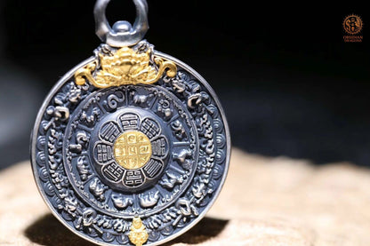 Amulette de Protection Feng Shui – Bagua Luo Pan et Dorjé | obsidian dragons