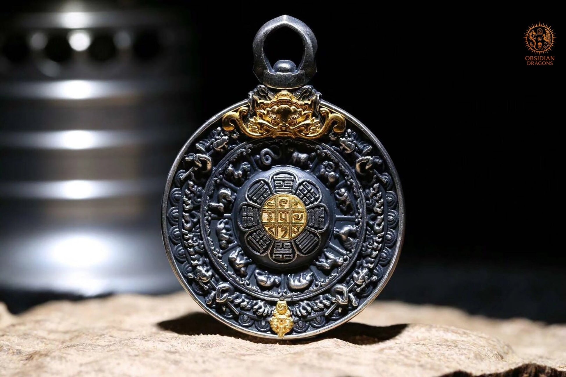 Amulette de Protection Feng Shui – Bagua Luo Pan et Dorjé | obsidian dragons