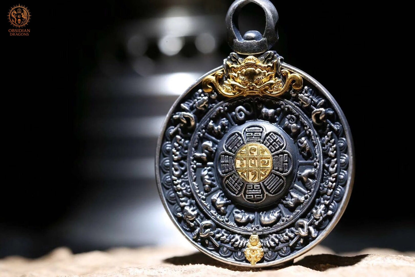 Amulette de Protection Feng Shui – Bagua Luo Pan et Dorjé | obsidian dragons