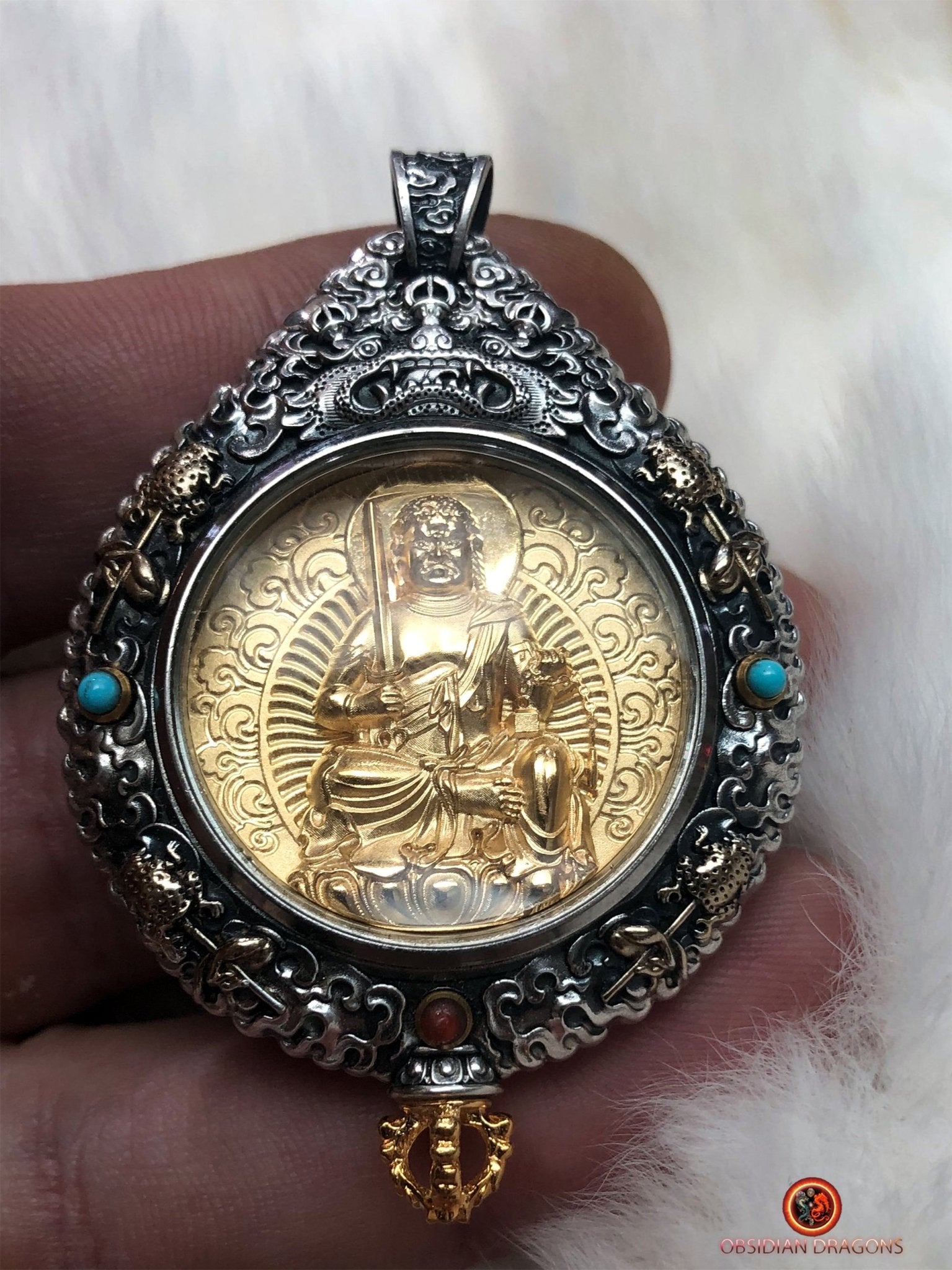 Amulette du Bouddha Acala - Protection du Bagua Luo Pan | obsidian dragons