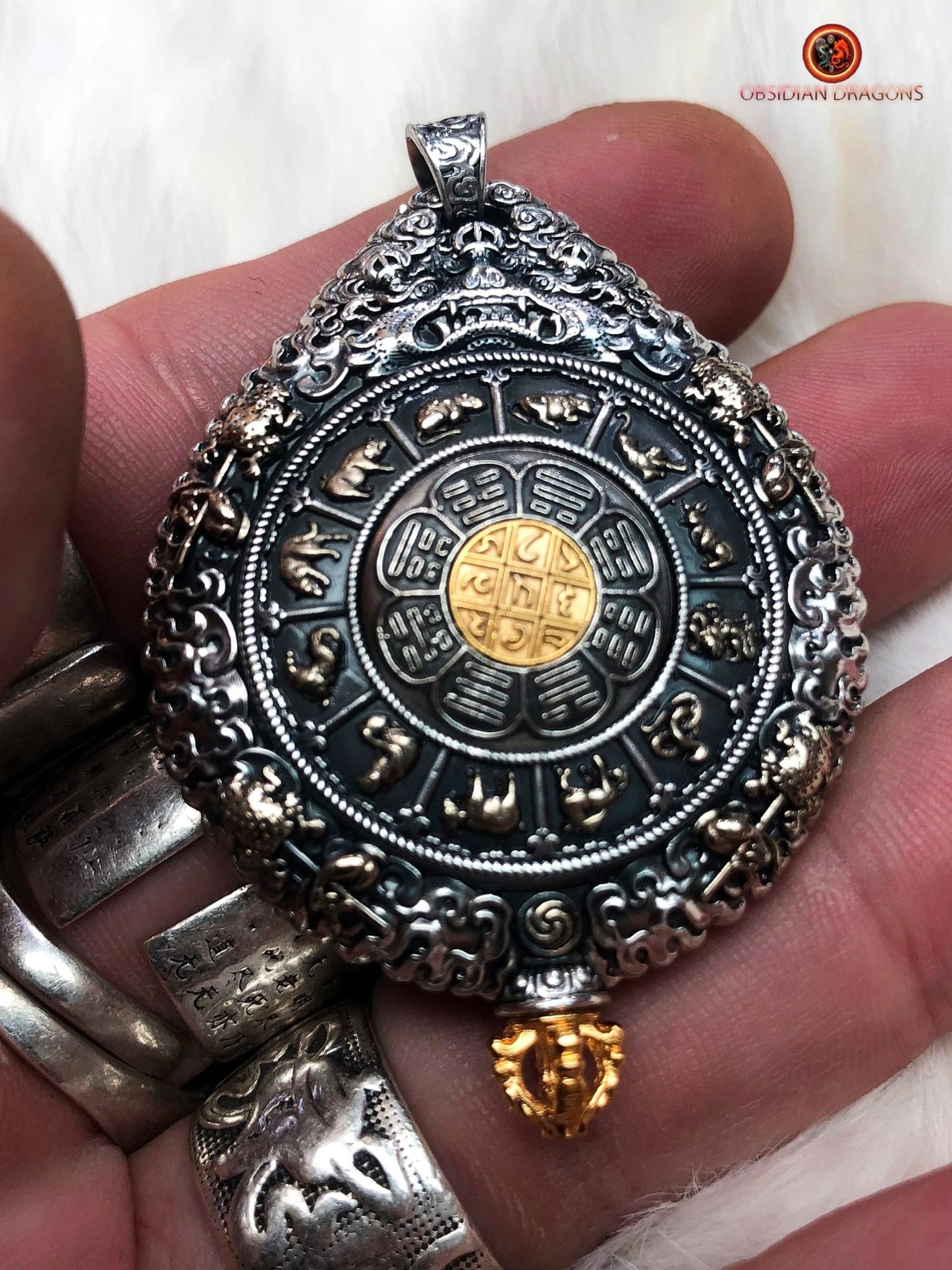 Amulette du Bouddha Médecine - Protection du Bagua Luo Pan | obsidian dragons