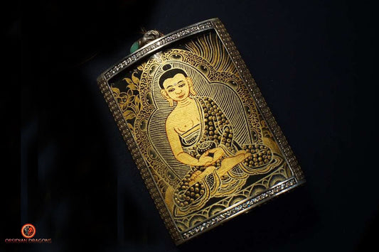 Amulette Tibétaine Amitabha - Tangka - Or Noir et Diamant | obsidian dragons