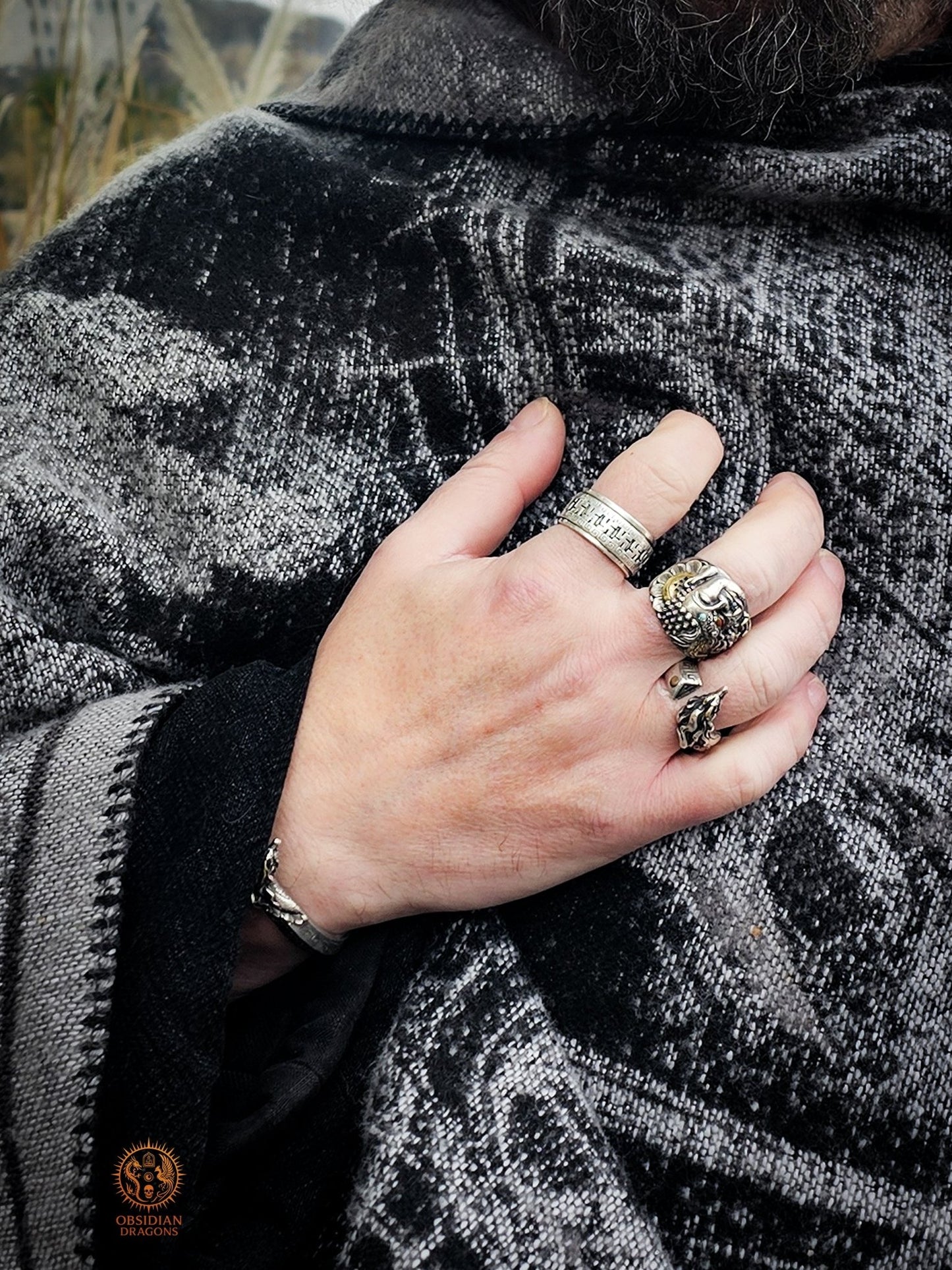 Bague Bouddha de la Dualité – Iconographie Mi Bouddha Mi Démon