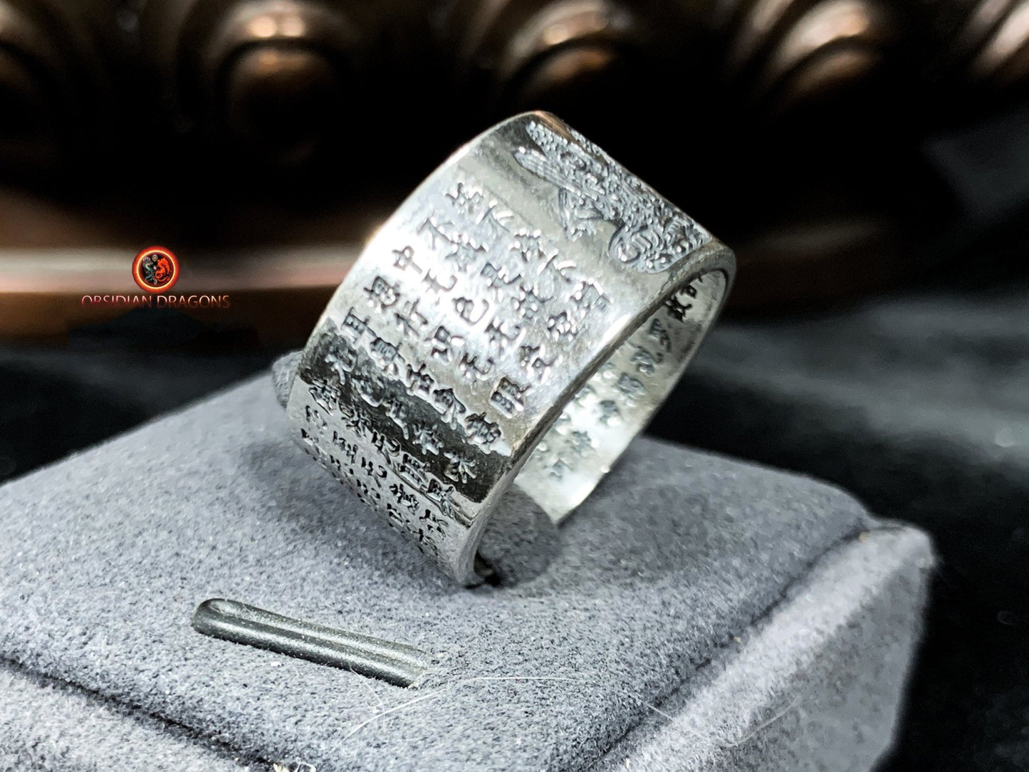 Bague bouddhiste en argent - Akashagarbha - Sutra du Cœur | obsidian dragons