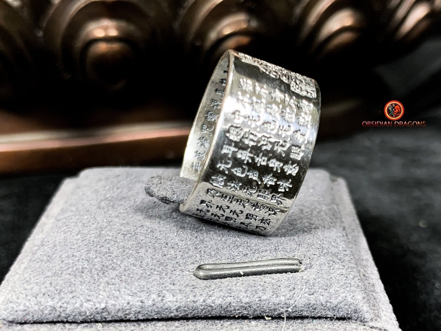 Bague bouddhiste en argent - Bouddha  Acala - Sutra du Cœur | obsidian dragons