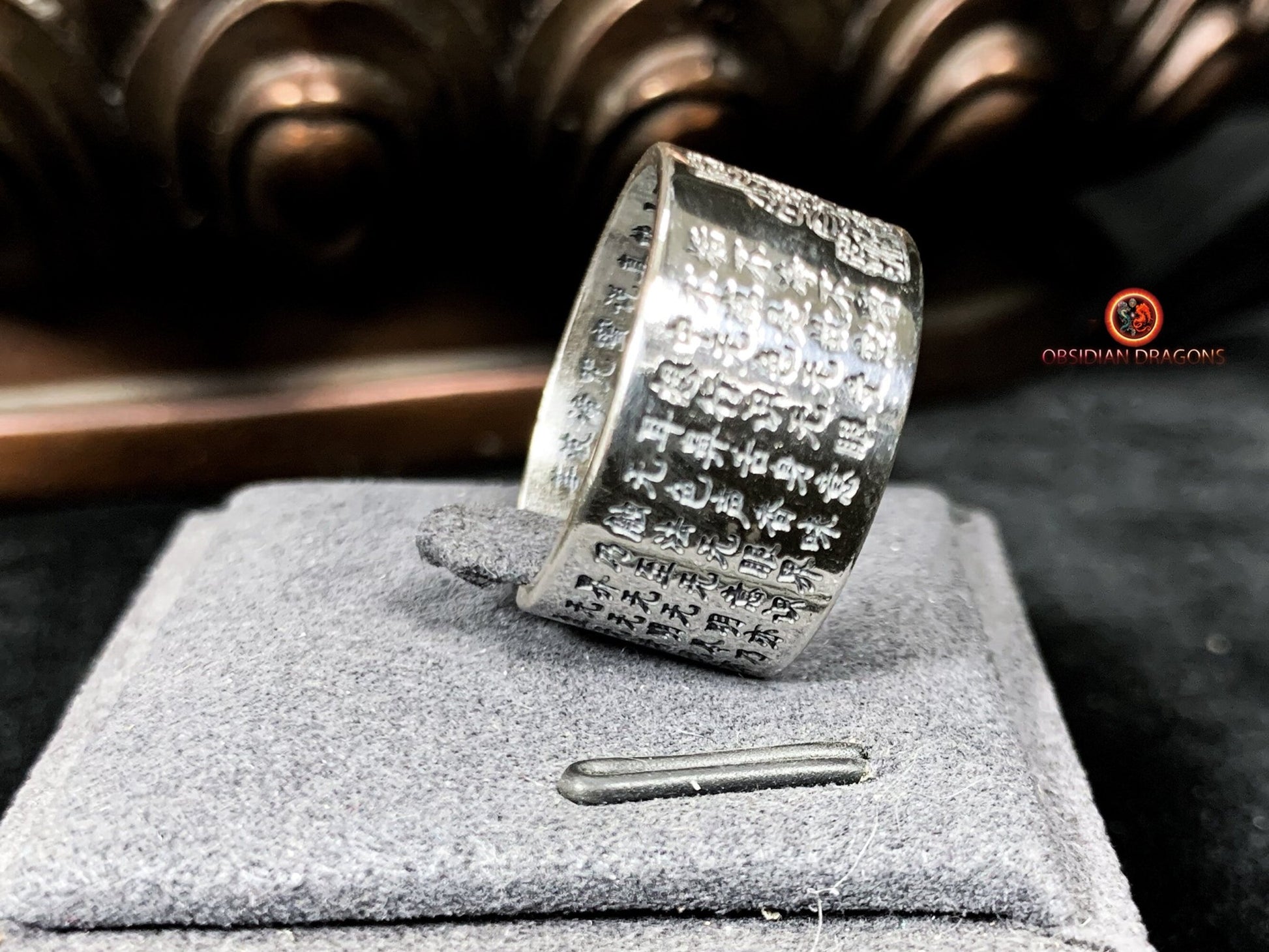 Bague bouddhiste en argent - Bouddha  Acala - Sutra du Cœur | obsidian dragons